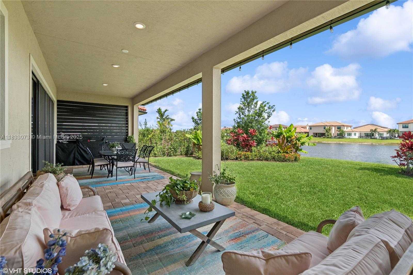 Small Image of 12060 LAKE TRAIL LN, Parkland Number 24