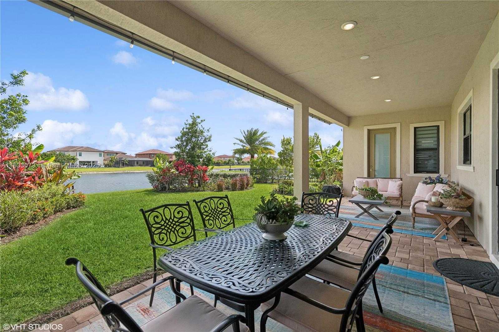 Small Image of 12060 LAKE TRAIL LN, Parkland Number 25