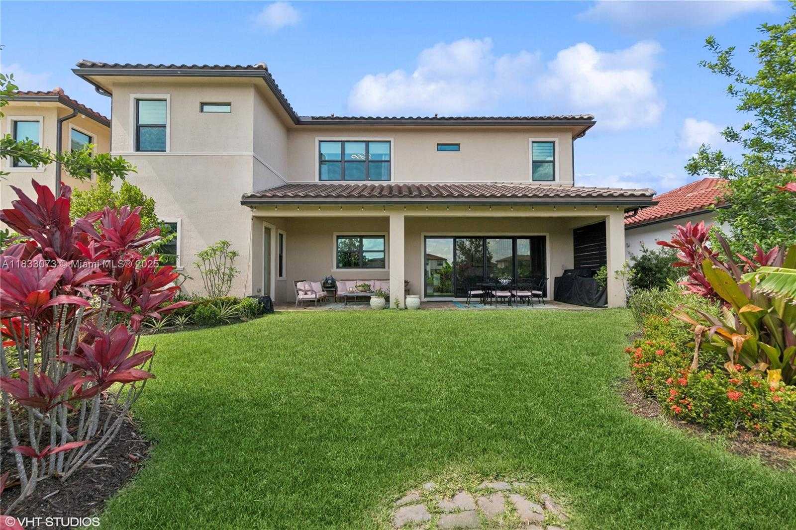 Small Image of 12060 LAKE TRAIL LN, Parkland Number 26