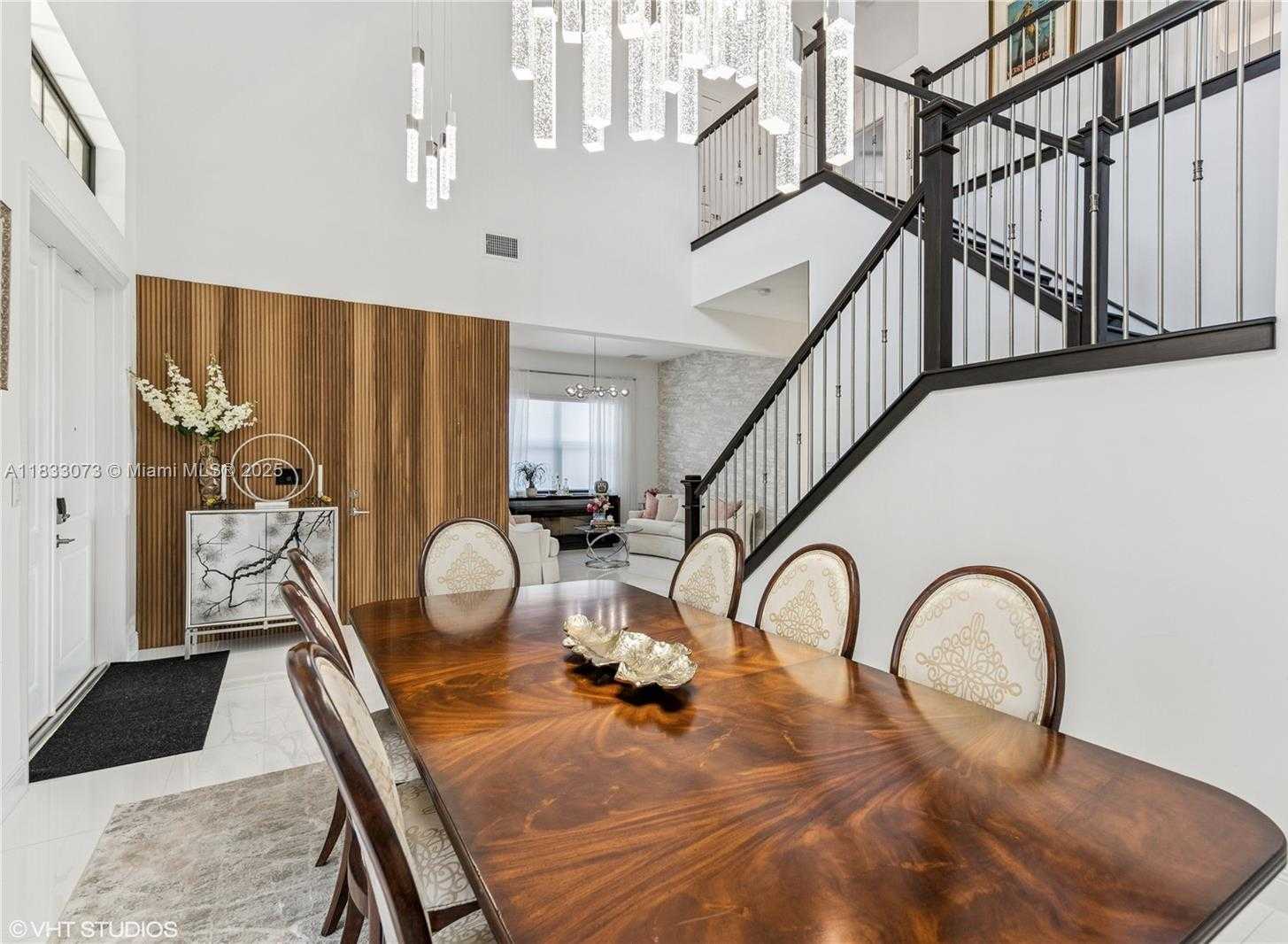 Small Image of 12060 LAKE TRAIL LN, Parkland Number 6