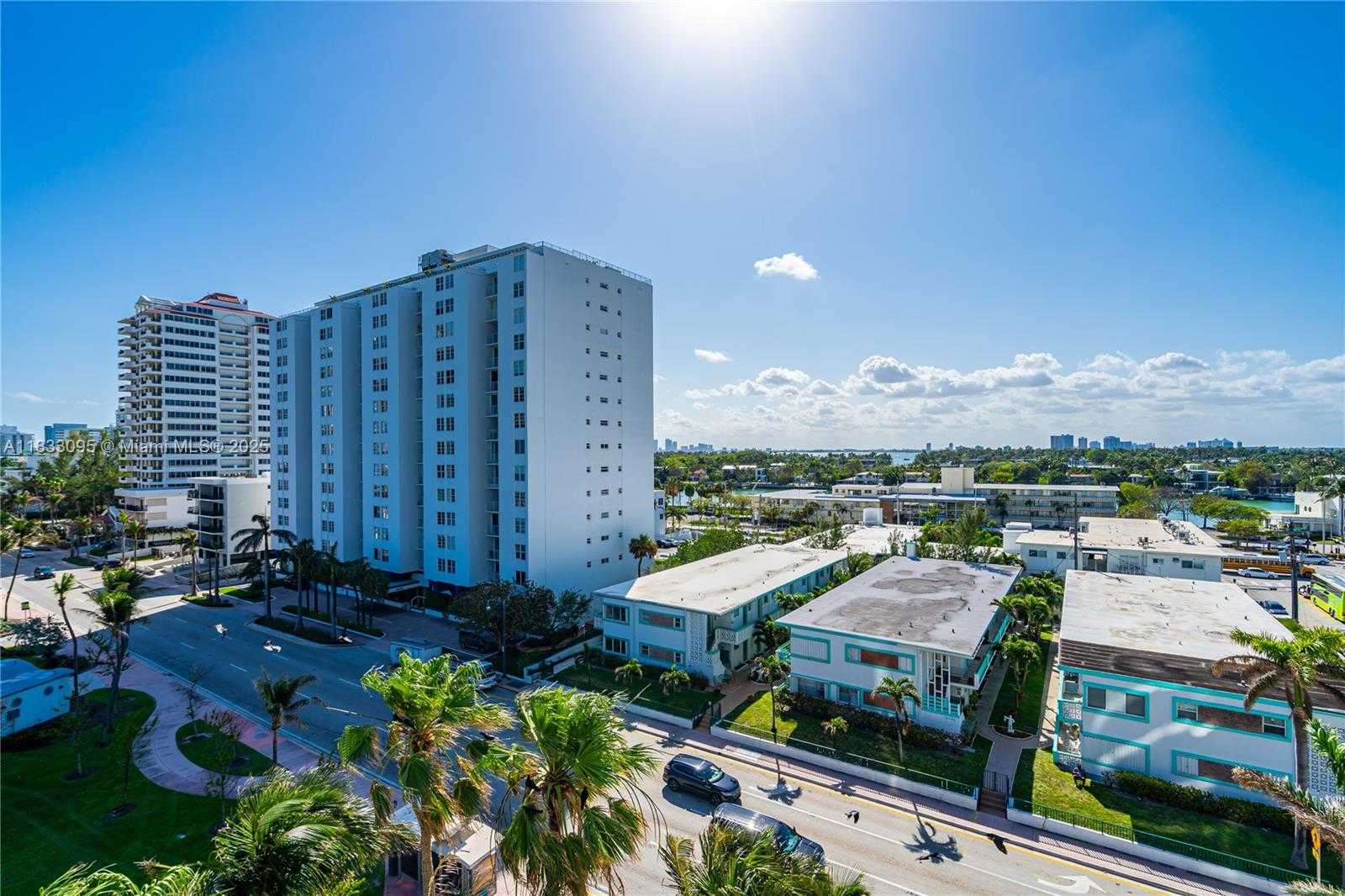 Small Image of 6515 COLLINS AVE #708, Miami Beach Number 15