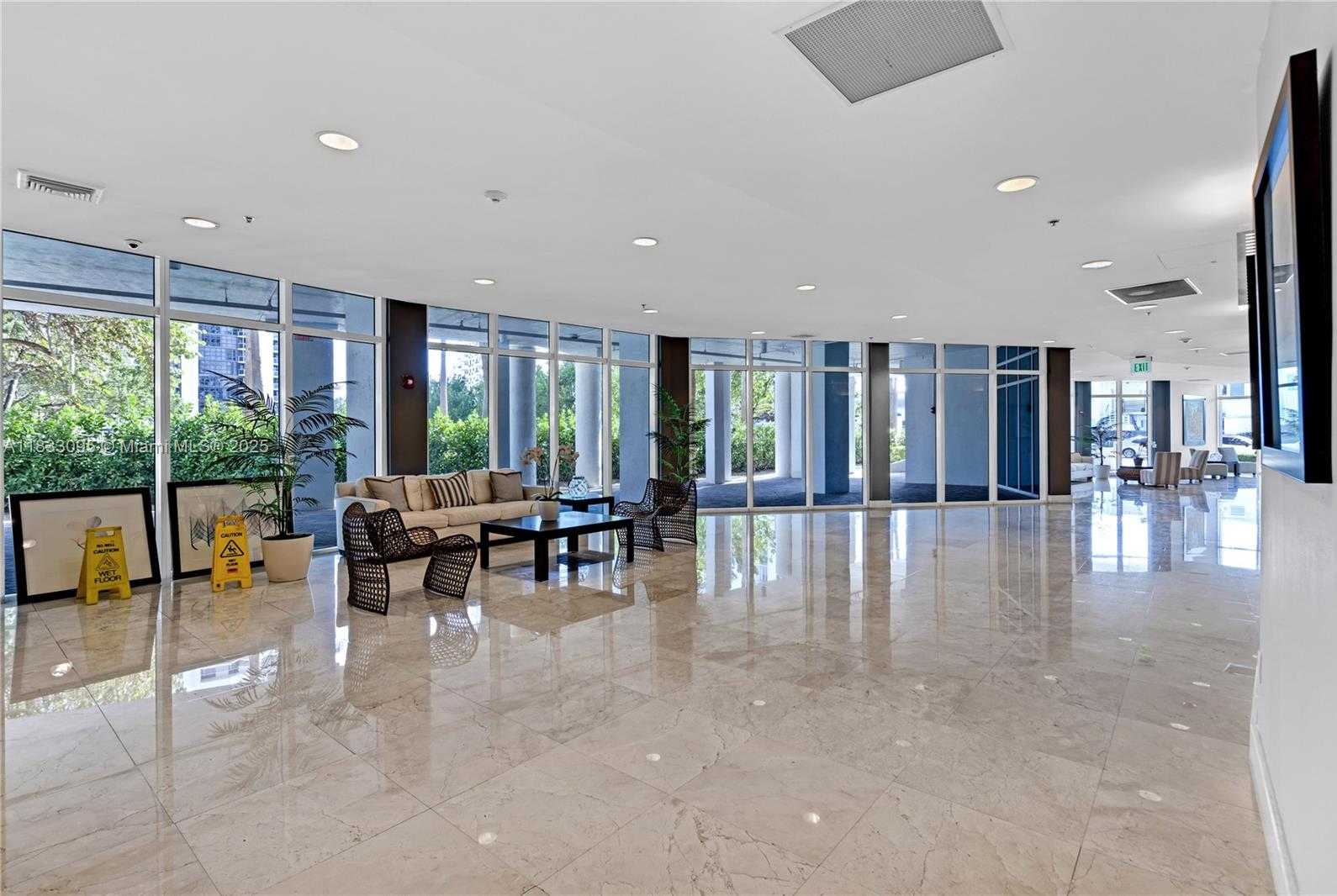 Small Image of 6515 COLLINS AVE #708, Miami Beach Number 42