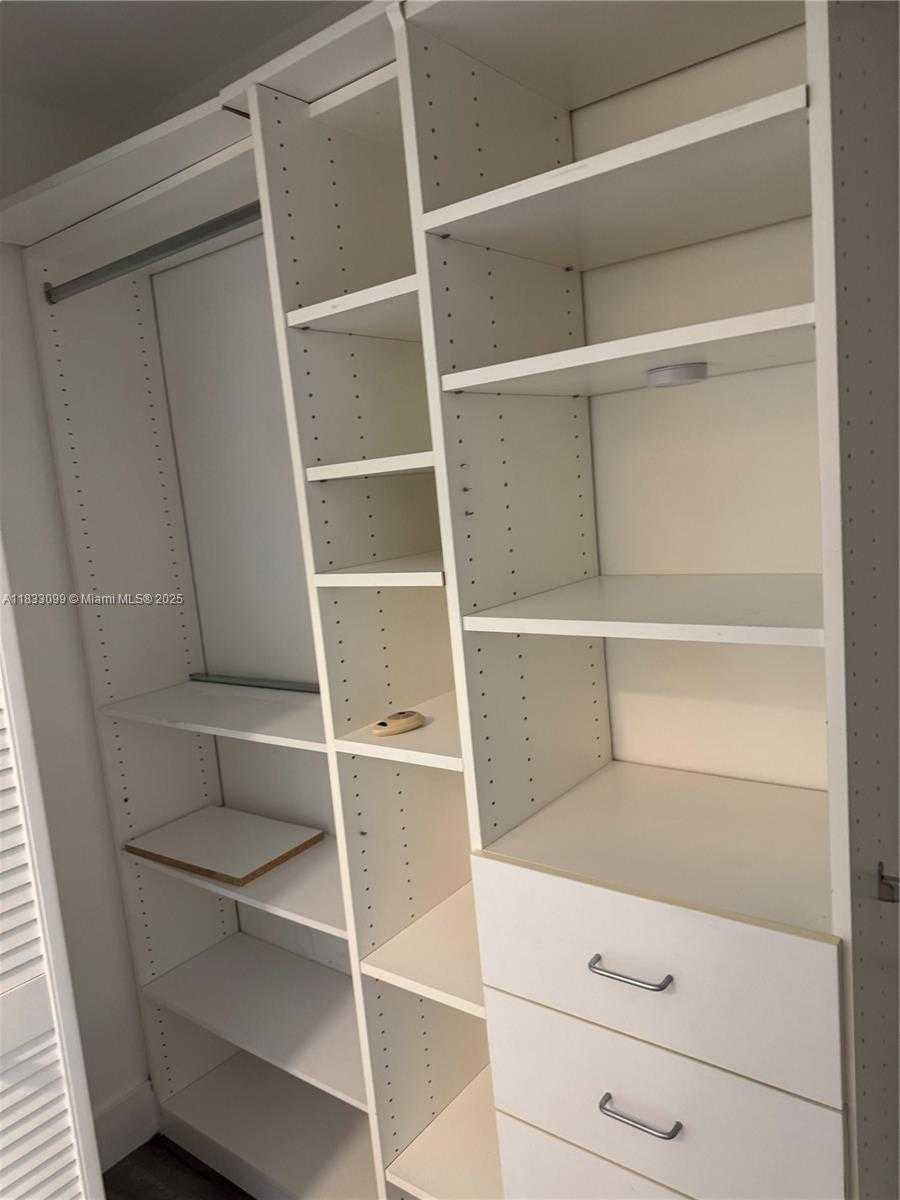 Small Image of 801 BRICKELL KEY BLVD #1904, Miami Number 12