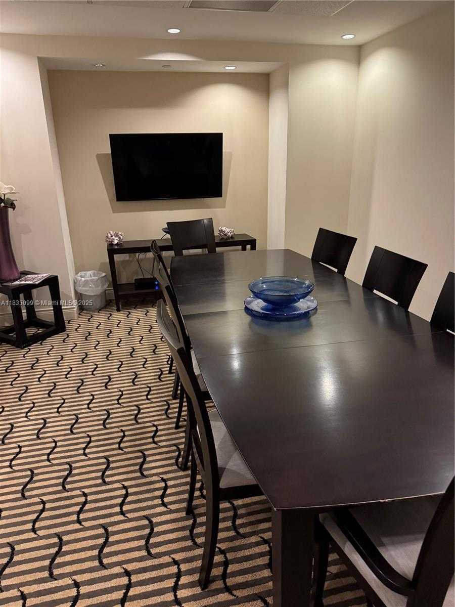 Small Image of 801 BRICKELL KEY BLVD #1904, Miami Number 14
