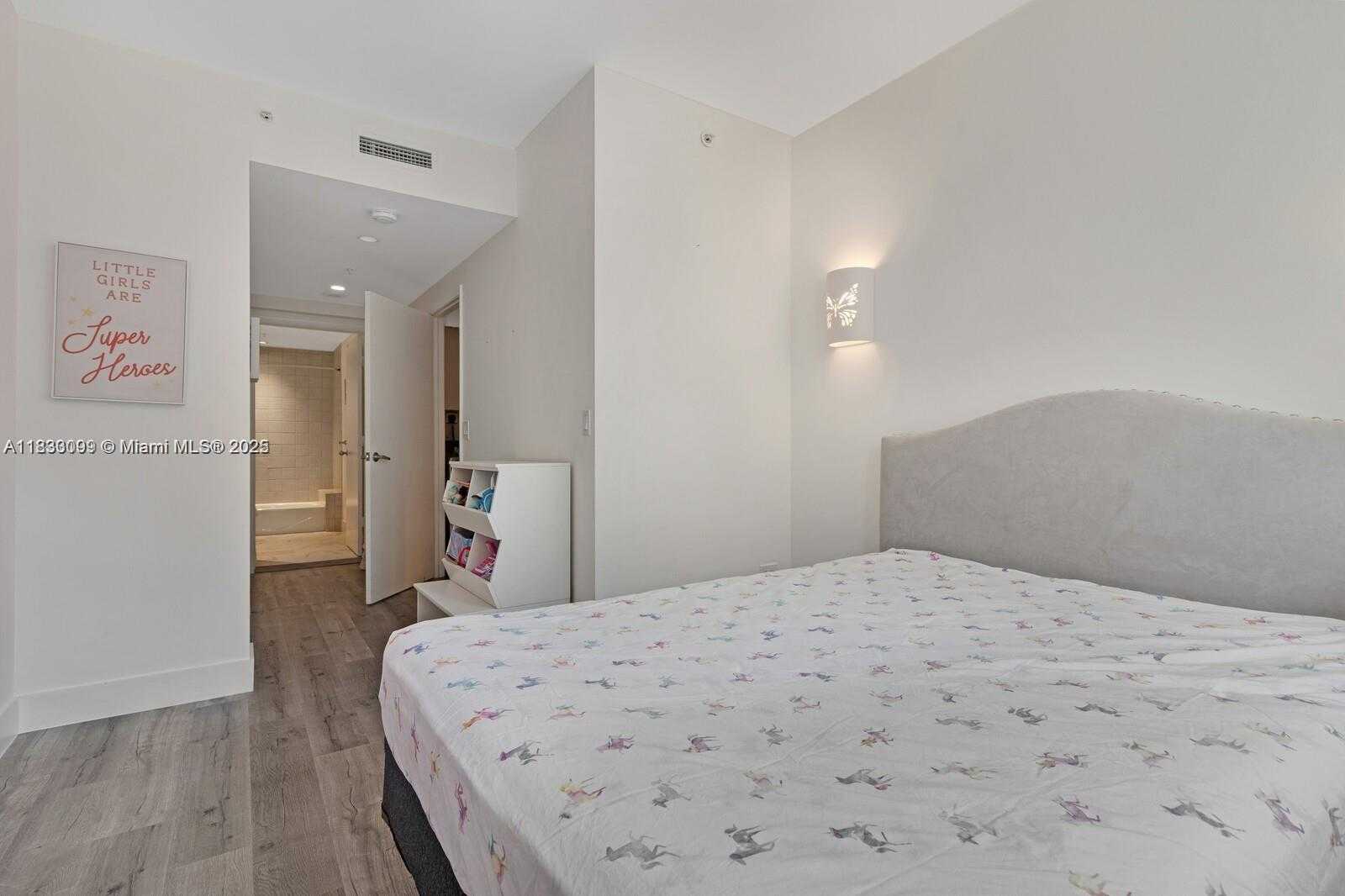 Small Image of 801 BRICKELL KEY BLVD #1904, Miami Number 22