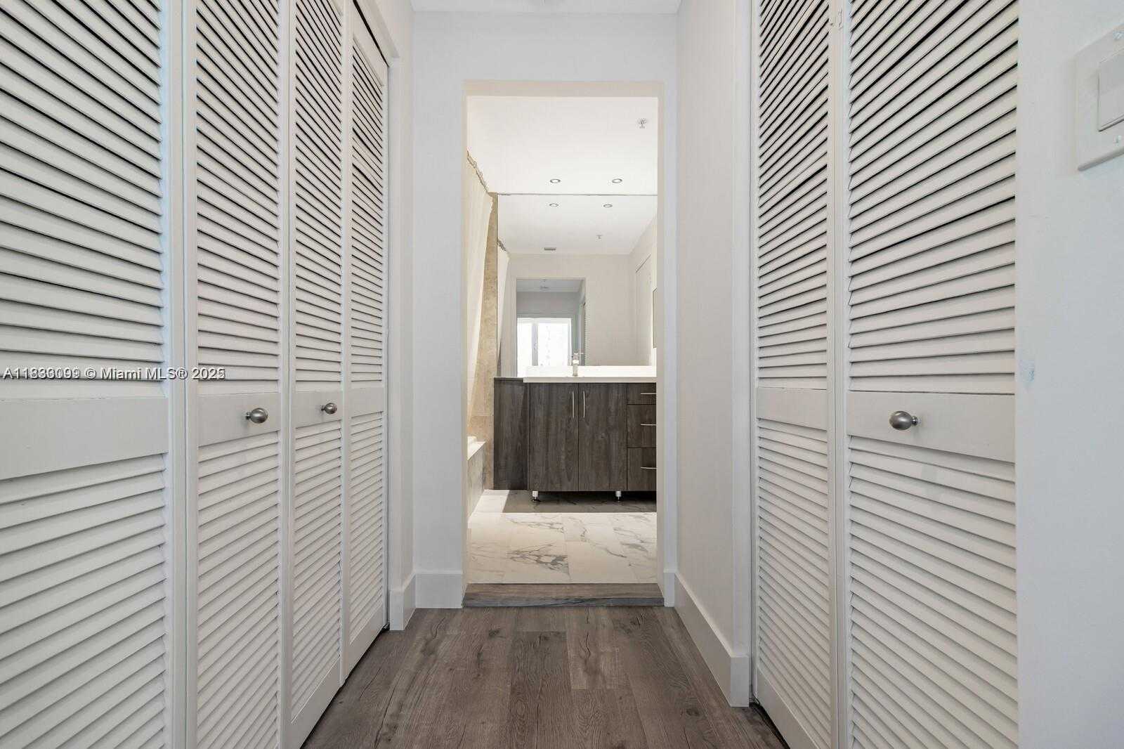Small Image of 801 BRICKELL KEY BLVD #1904, Miami Number 24