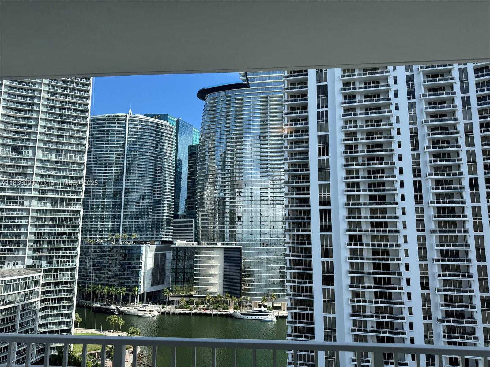 Small Image of 801 BRICKELL KEY BLVD #1904, Miami Number 3