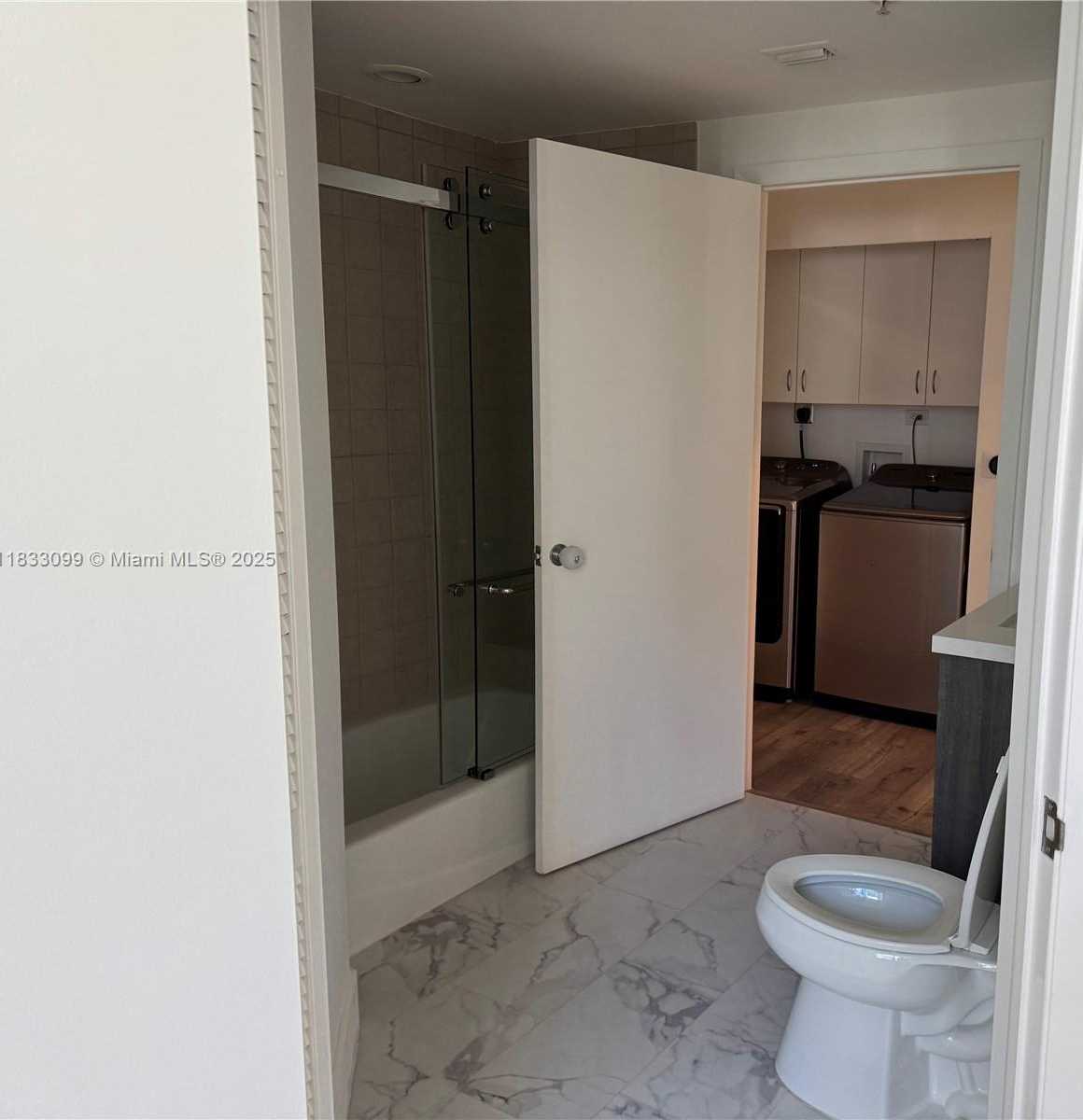 Small Image of 801 BRICKELL KEY BLVD #1904, Miami Number 4