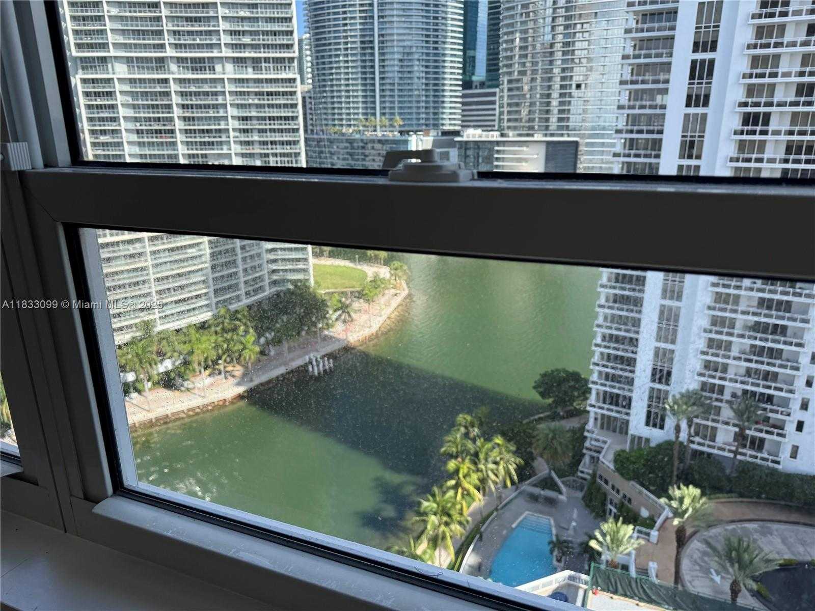 Small Image of 801 BRICKELL KEY BLVD #1904, Miami Number 5