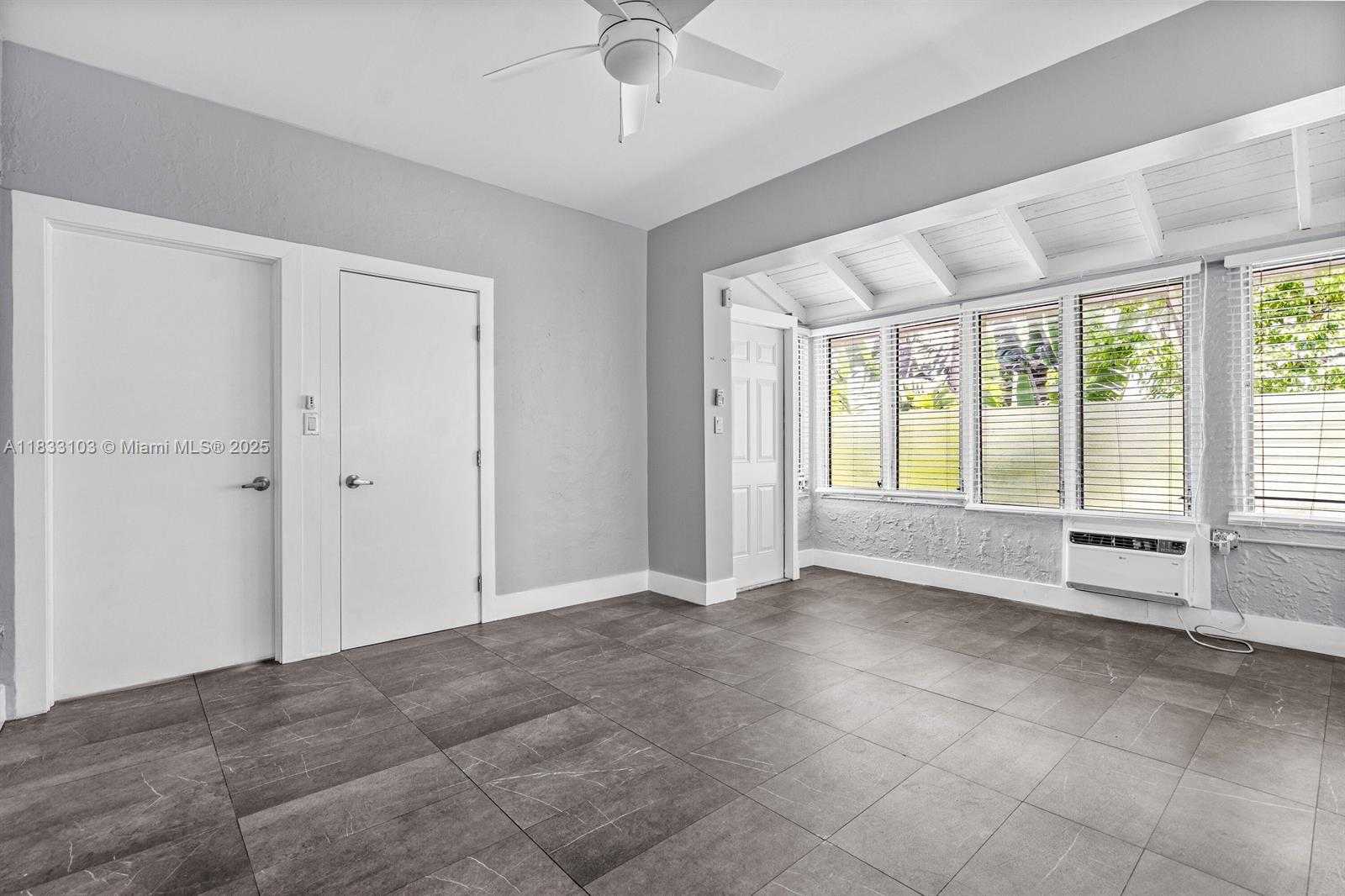 Small Image of 1507 MERIDIAN AVE #8, Miami Beach Number 7