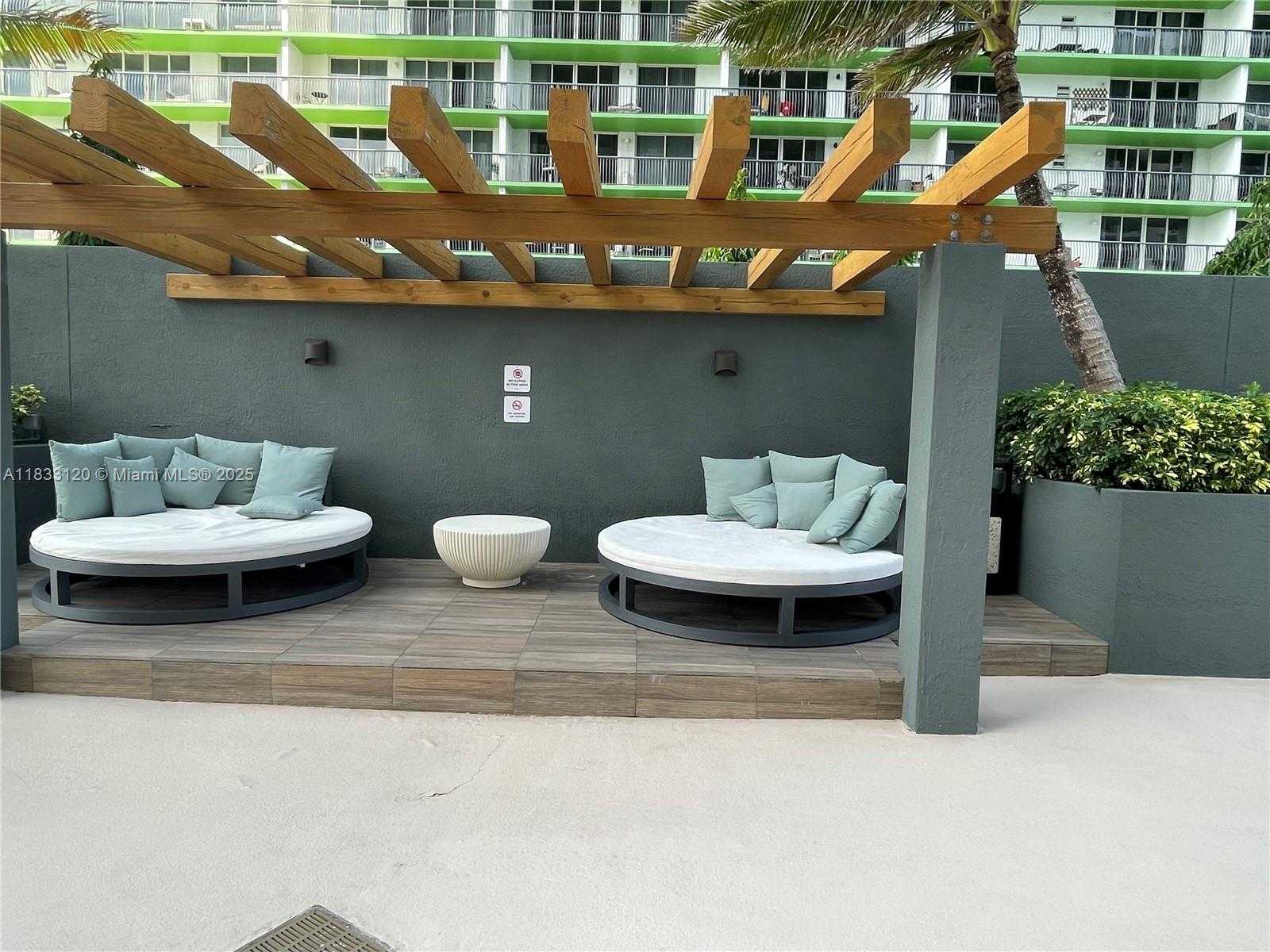 Small Image of 1750 NORTH BAYSHORE DR #5406, Miami Number 15