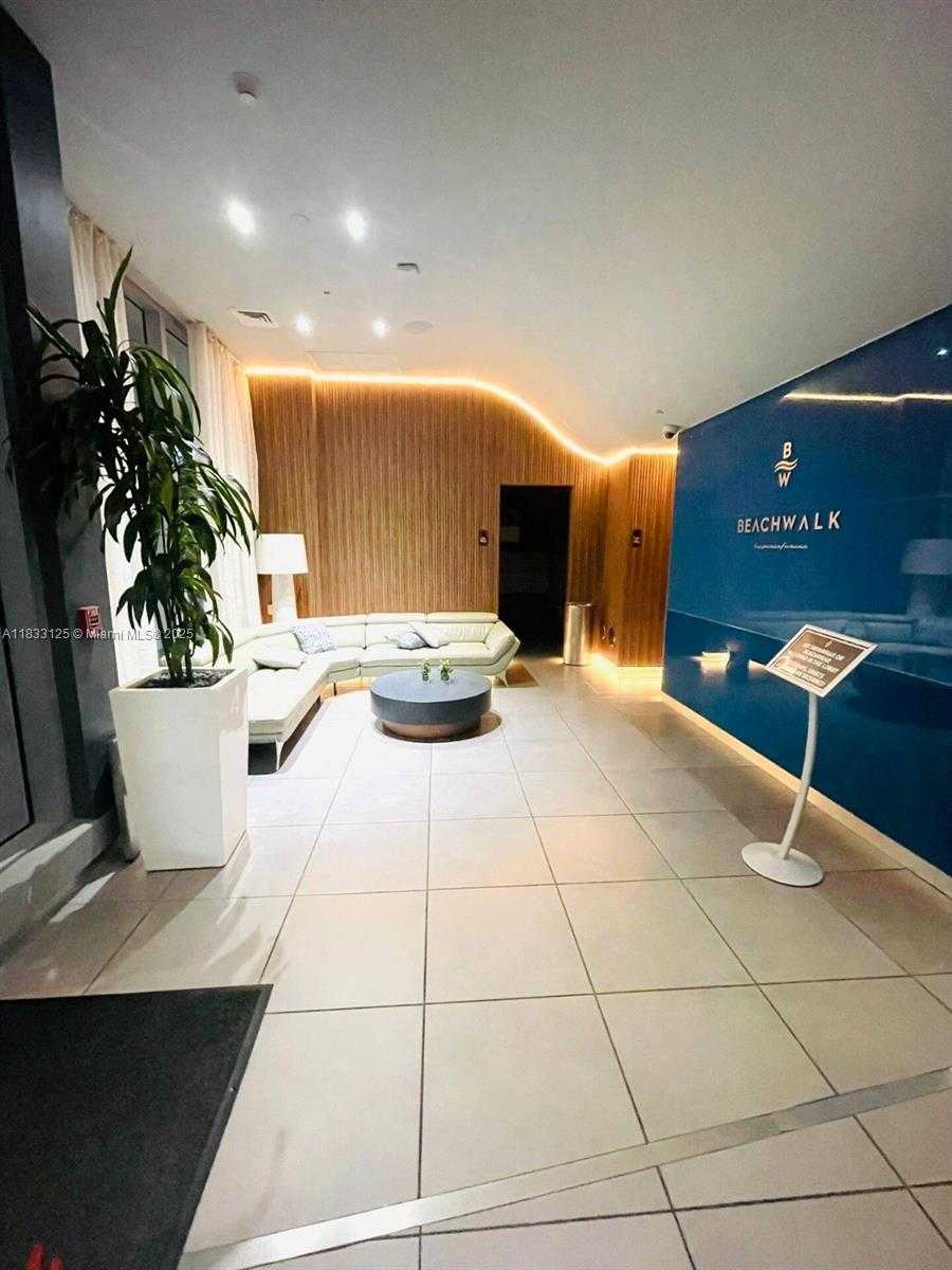 Small Image of 2600 EAST HALLANDALE BEACH BLVD #T702, Hallandale Beach Number 20