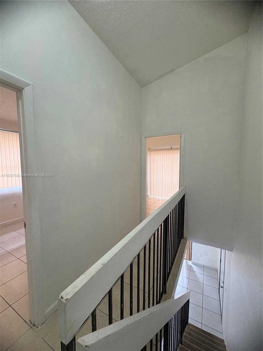 Small Image of 5625 WEST 26TH CT #201, Hialeah Number 12