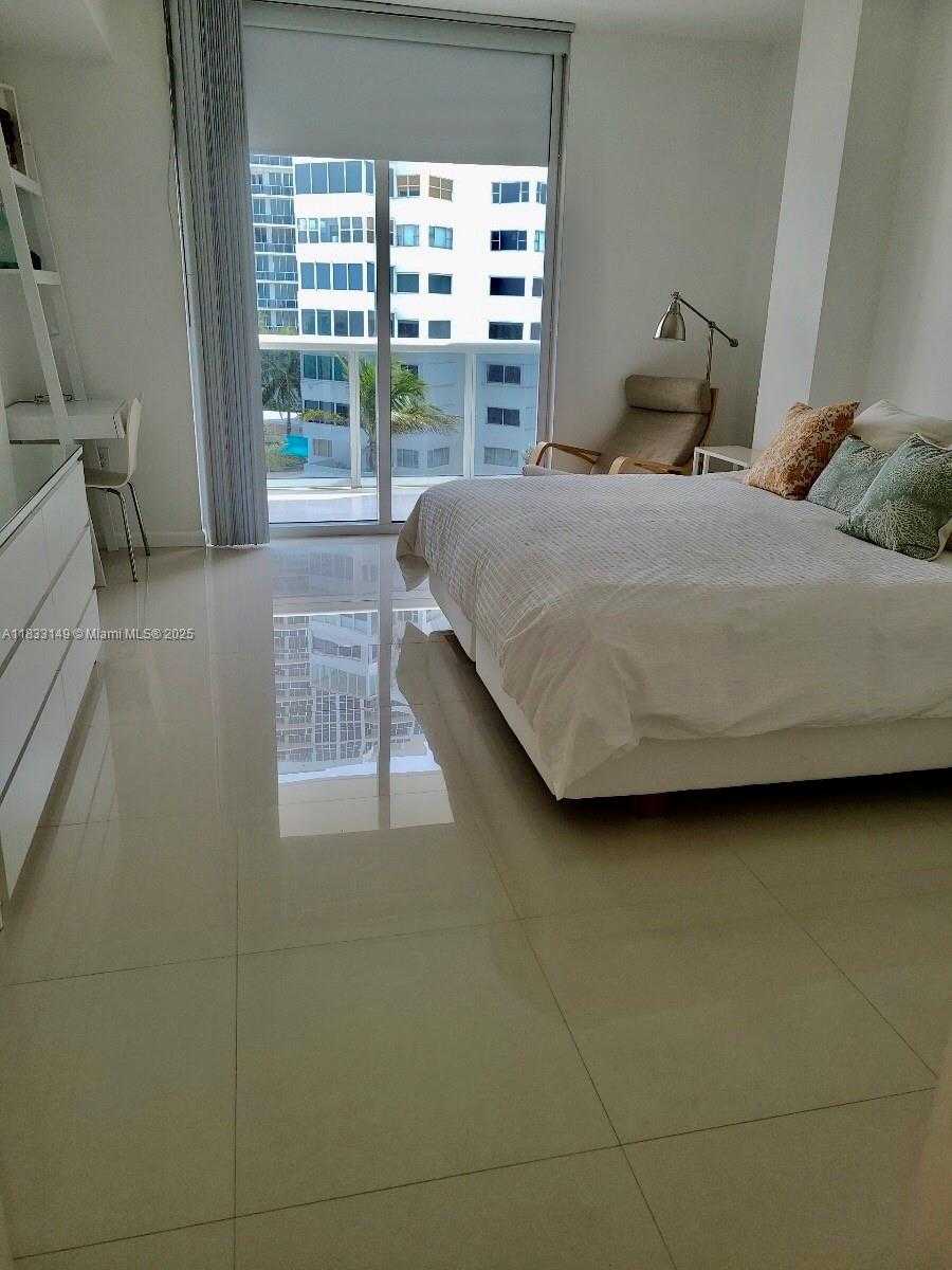 Small Image of 10275 COLLINS AVE #412, Bal Harbour Number 5