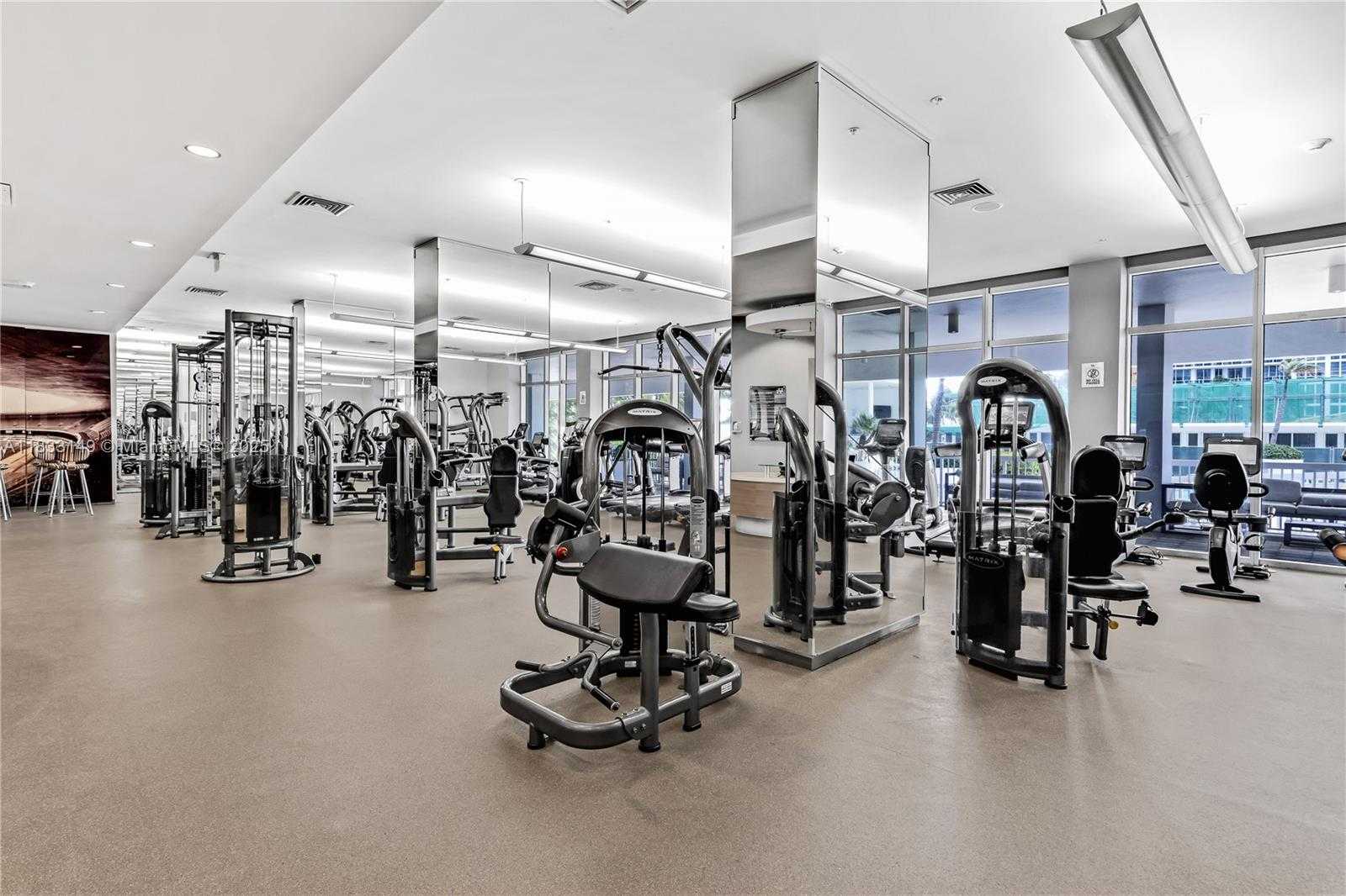 Small Image of 10275 COLLINS AVE #412, Bal Harbour Number 8