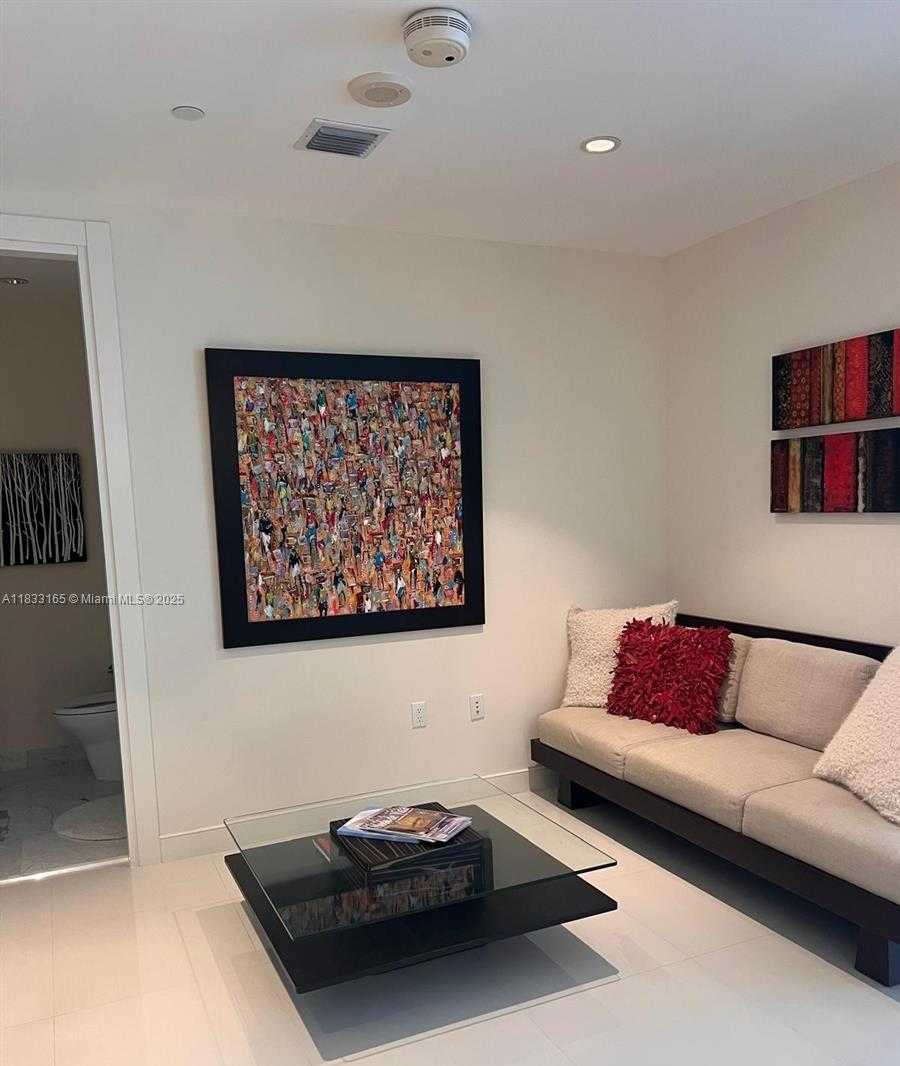 Small Image of 200 BISCAYNE BOULEVARD WAY #4603, Miami Number 24