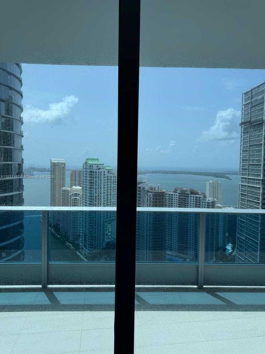 Small Image of 200 BISCAYNE BOULEVARD WAY #4603, Miami Number 8