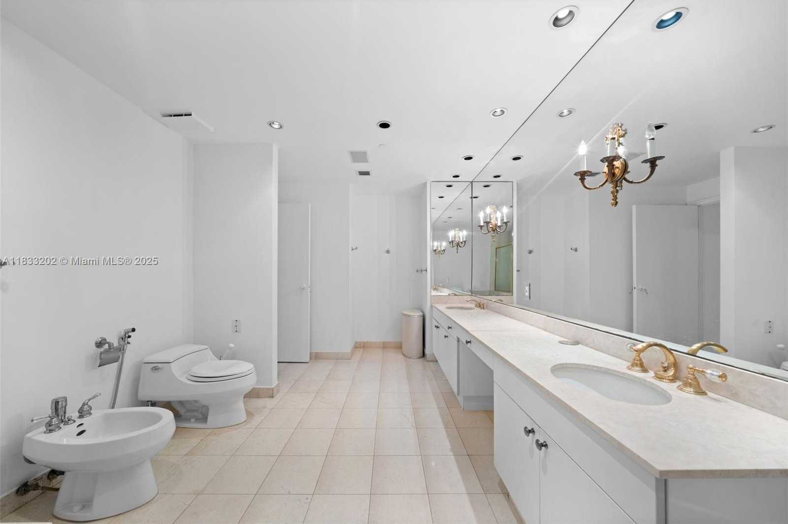 Small Image of 9601 COLLINS AVE #1002, Bal Harbour Number 17