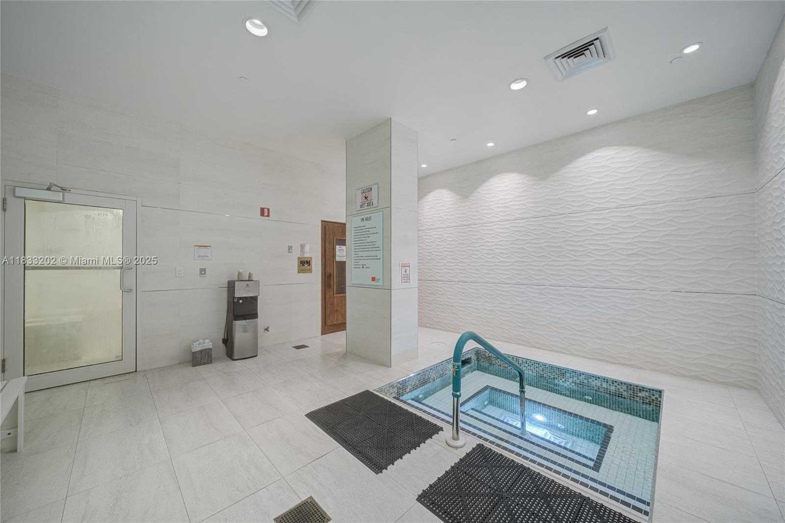 Small Image of 9601 COLLINS AVE #1002, Bal Harbour Number 31