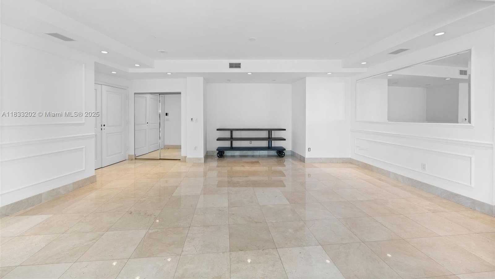 Small Image of 9601 COLLINS AVE #1002, Bal Harbour Number 4