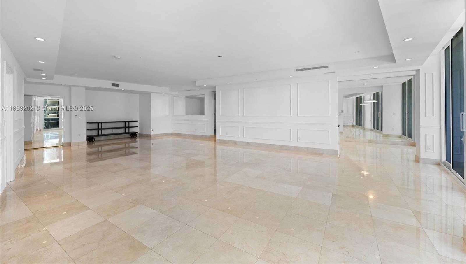 Small Image of 9601 COLLINS AVE #1002, Bal Harbour Number 6