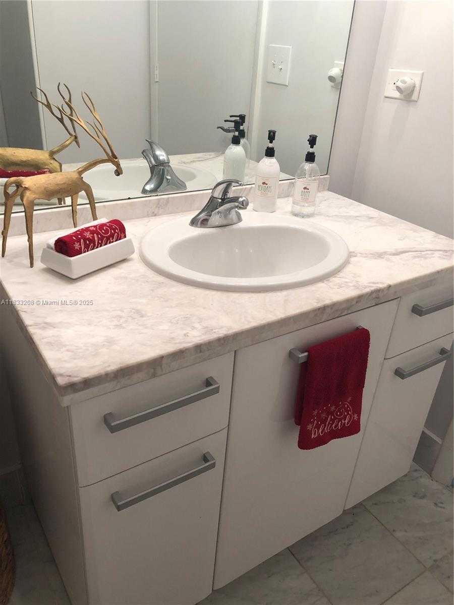 Small Image of 253 NORTH EAST 2ND ST #218, Miami Number 16