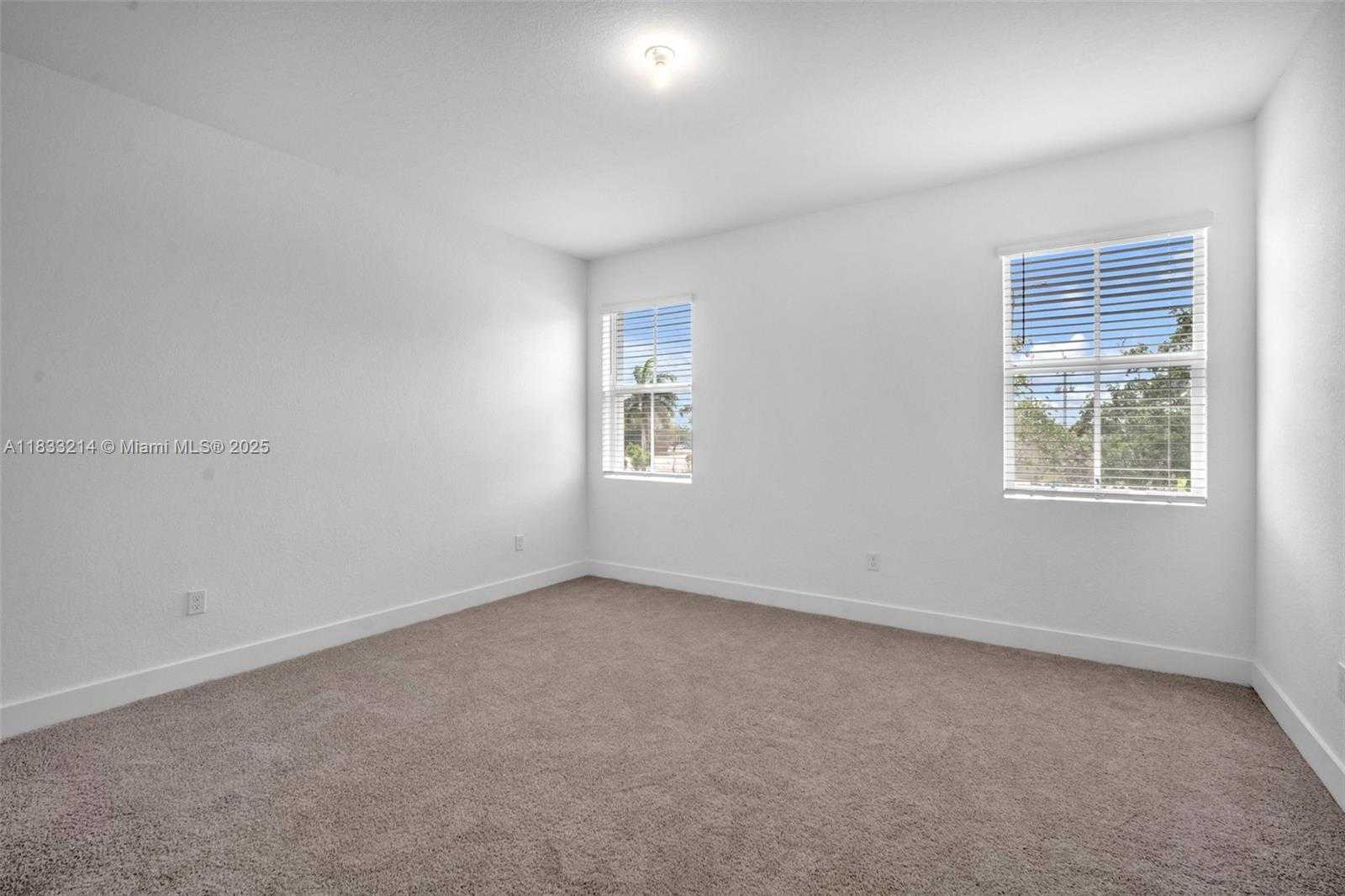 Small Image of 142 SOUTH WEST 171ST WAY #142, Pembroke Pines Number 28