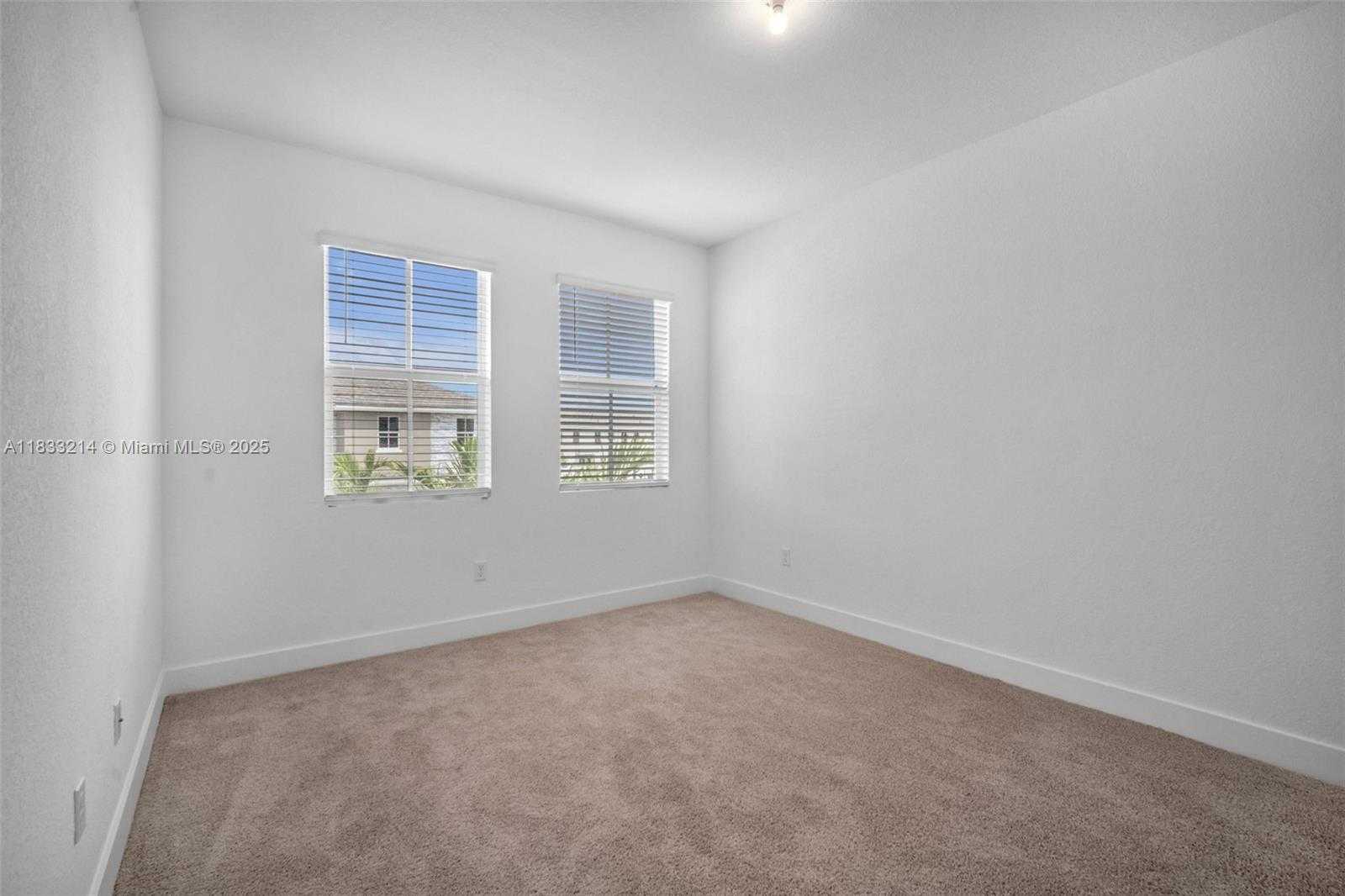 Small Image of 142 SOUTH WEST 171ST WAY #142, Pembroke Pines Number 32