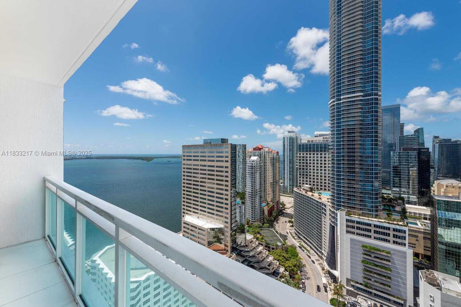 Small Image of 950 BRICKELL BAY DR #3409, Miami Number 2