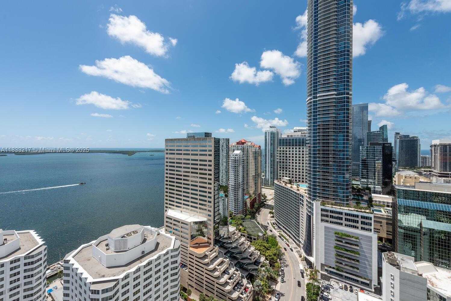Small Image of 950 BRICKELL BAY DR #3409, Miami Number 5