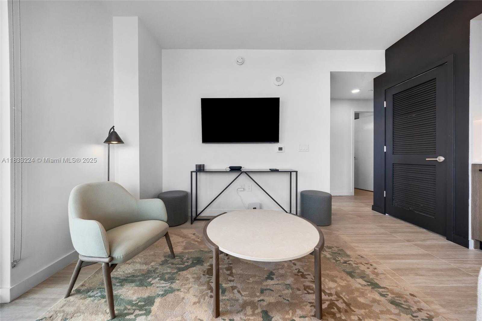Small Image of 580 72 #910, Miami Beach Number 31