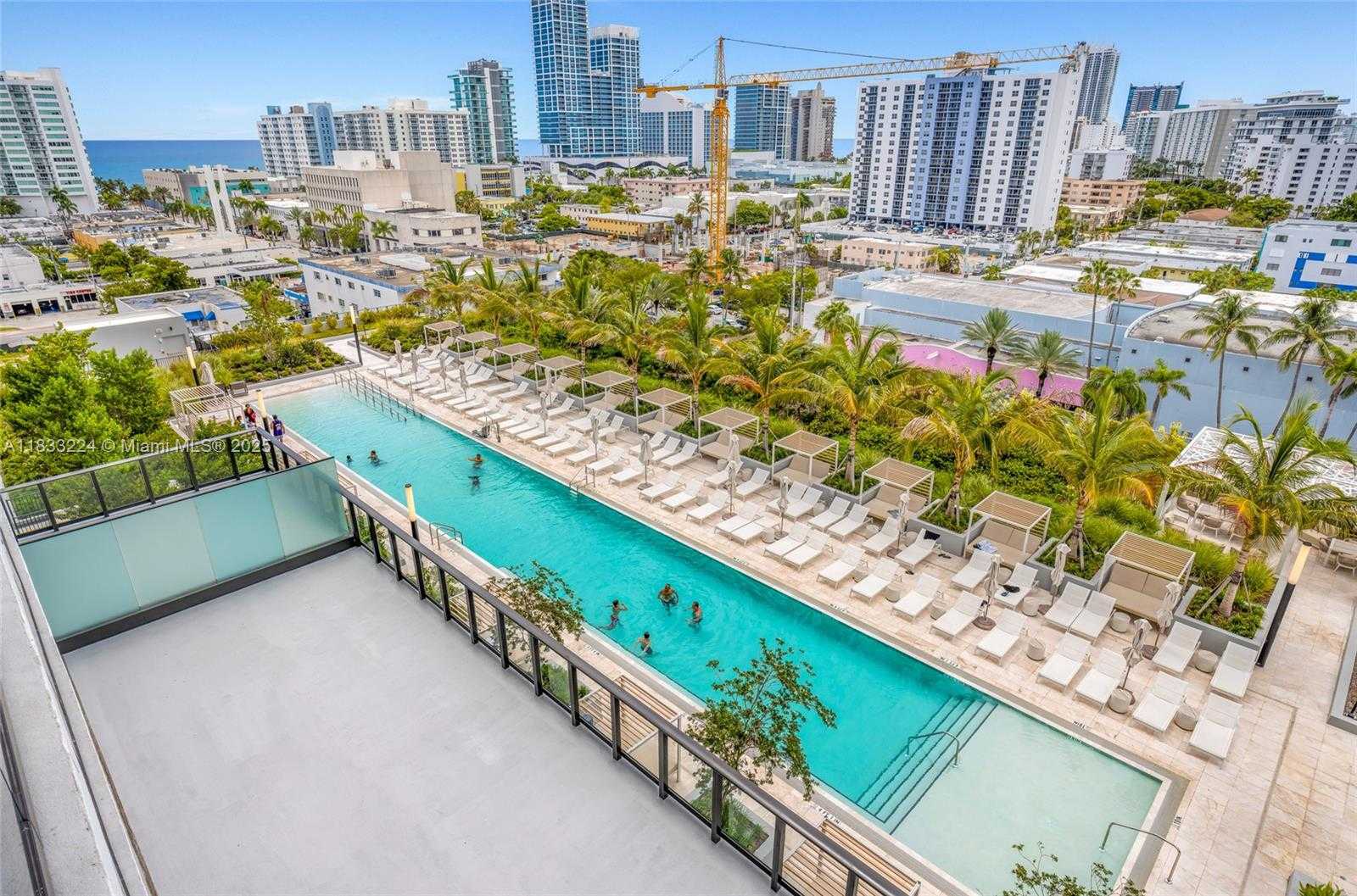 Small Image of 580 72 #910, Miami Beach Number 38