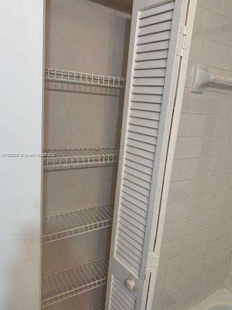 Small Image of 1244 PENNSYLVANIA AVE #306, Miami Beach Number 5