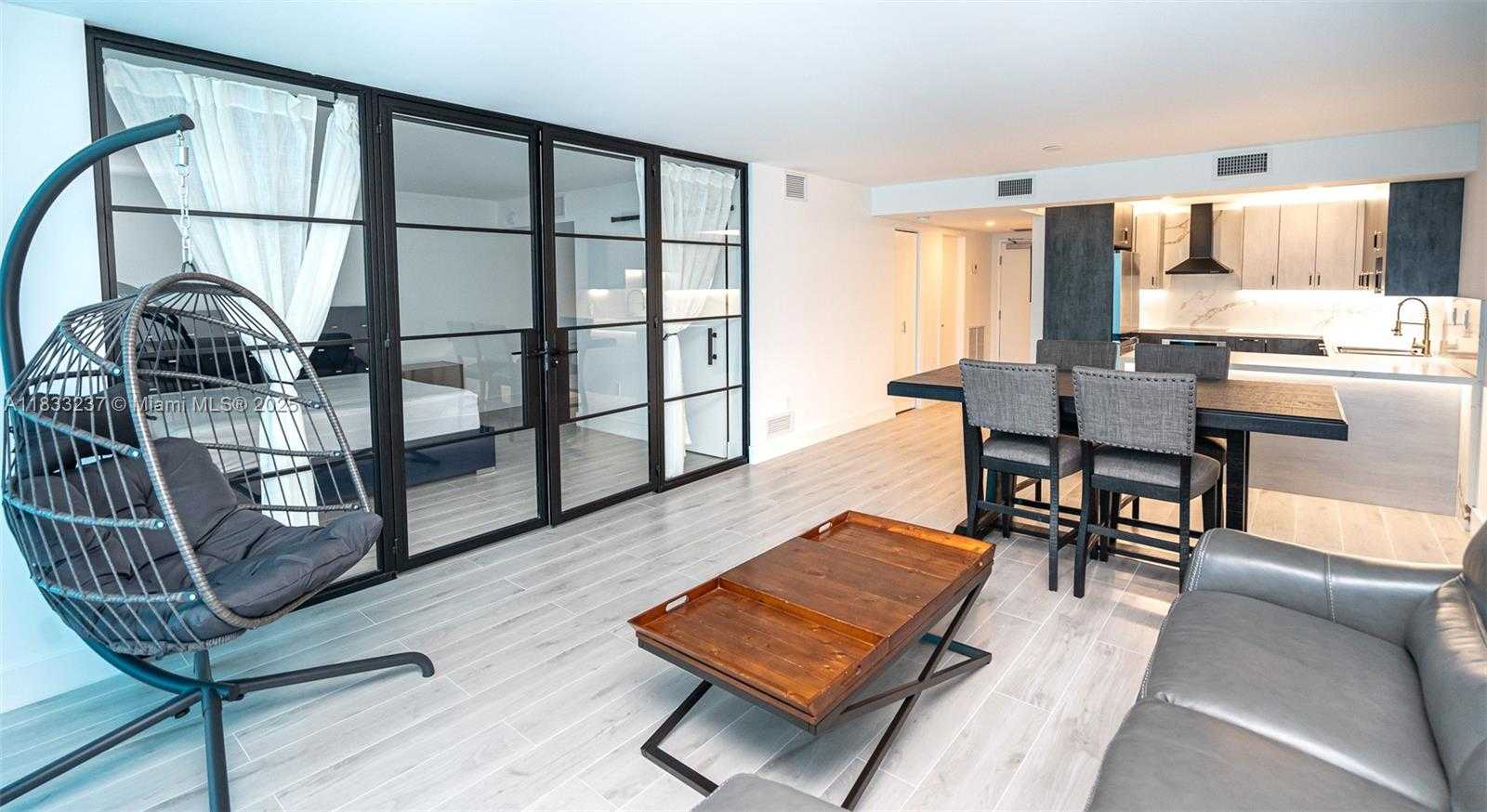 Small Image of 18081 BISCAYNE BLVD #503, Aventura Number 12
