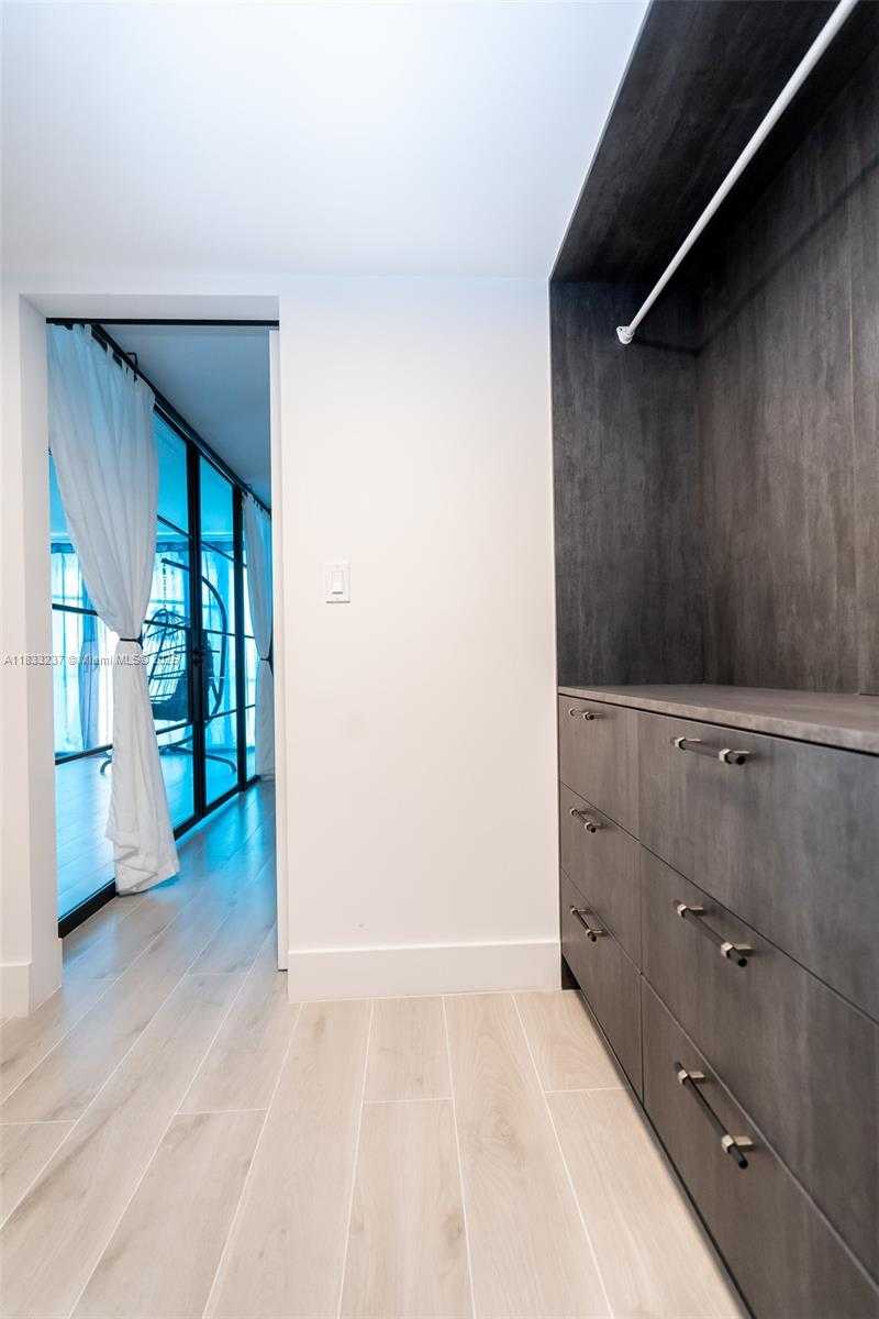 Small Image of 18081 BISCAYNE BLVD #503, Aventura Number 19