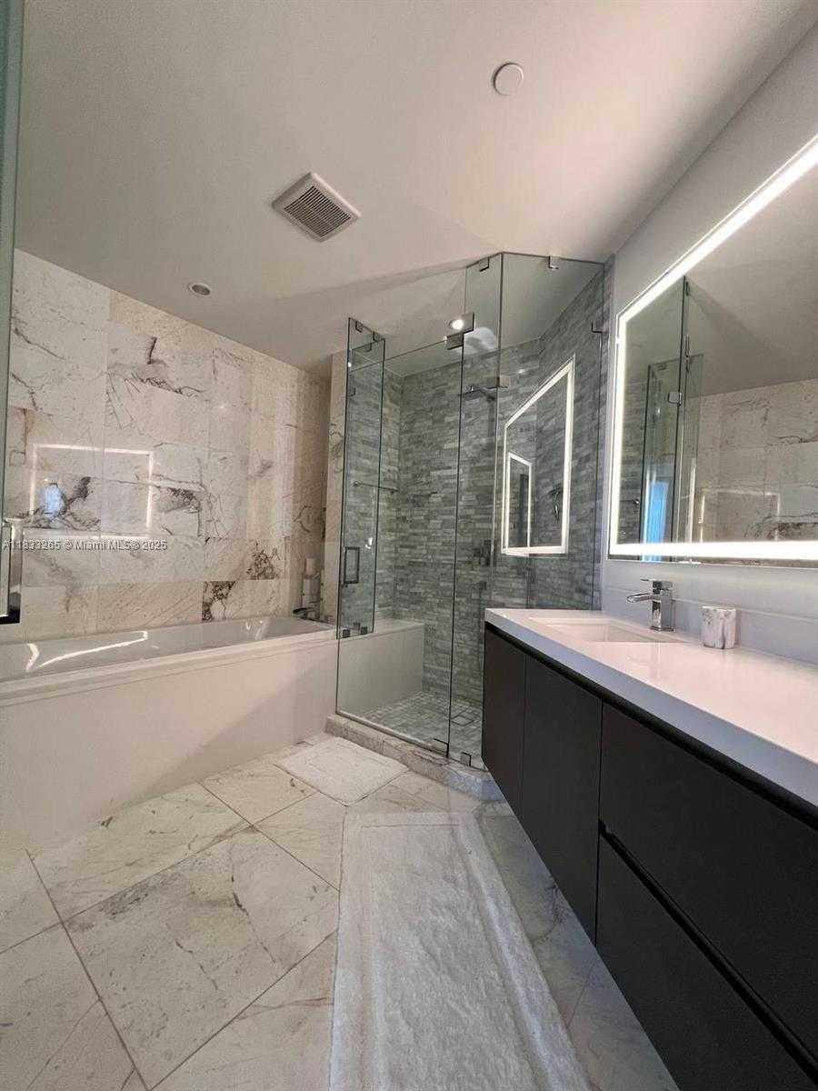Small Image of 851 NORTH EAST 1ST AVE #3510, Miami Number 24