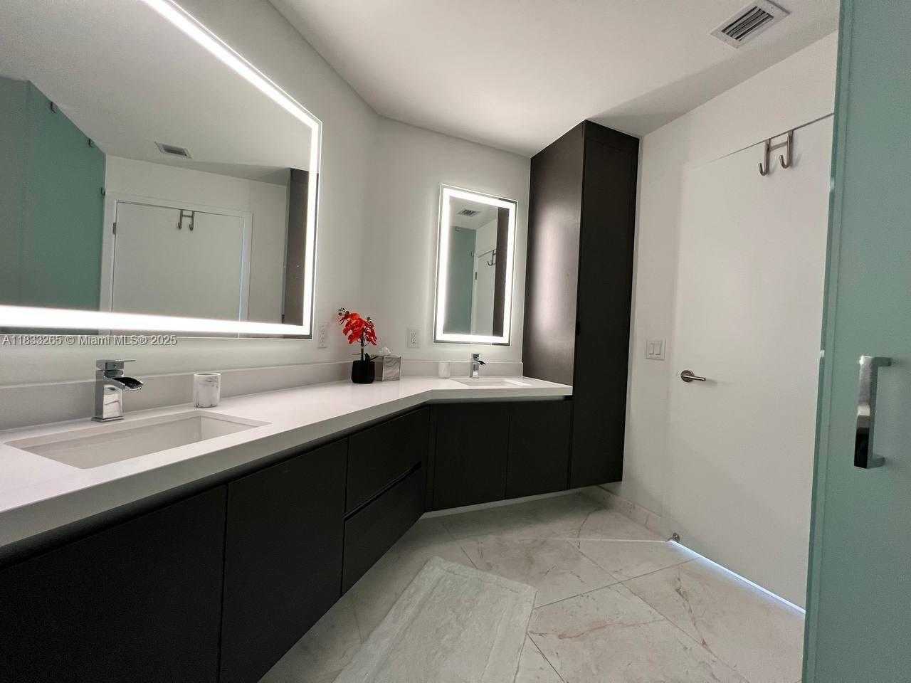 Small Image of 851 NORTH EAST 1ST AVE #3510, Miami Number 26