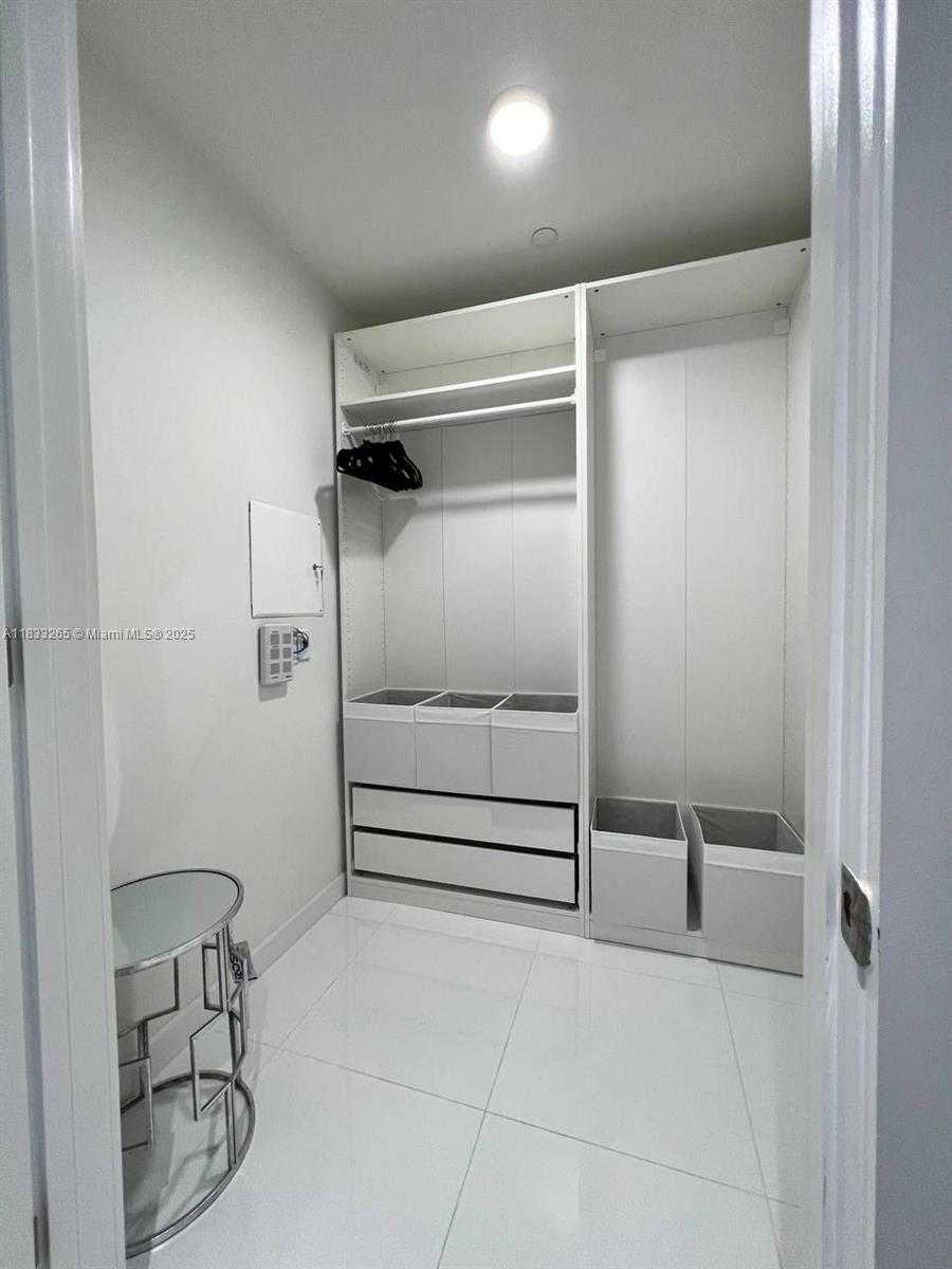 Small Image of 851 NORTH EAST 1ST AVE #3510, Miami Number 28