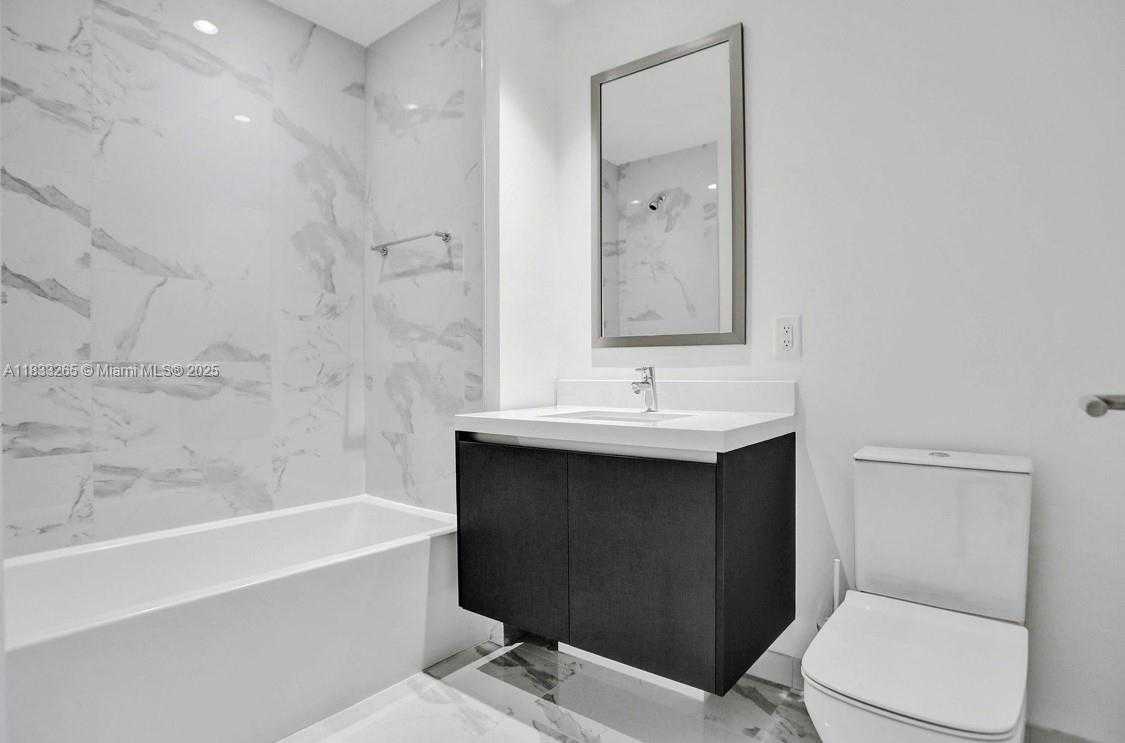 Small Image of 851 NORTH EAST 1ST AVE #3510, Miami Number 31