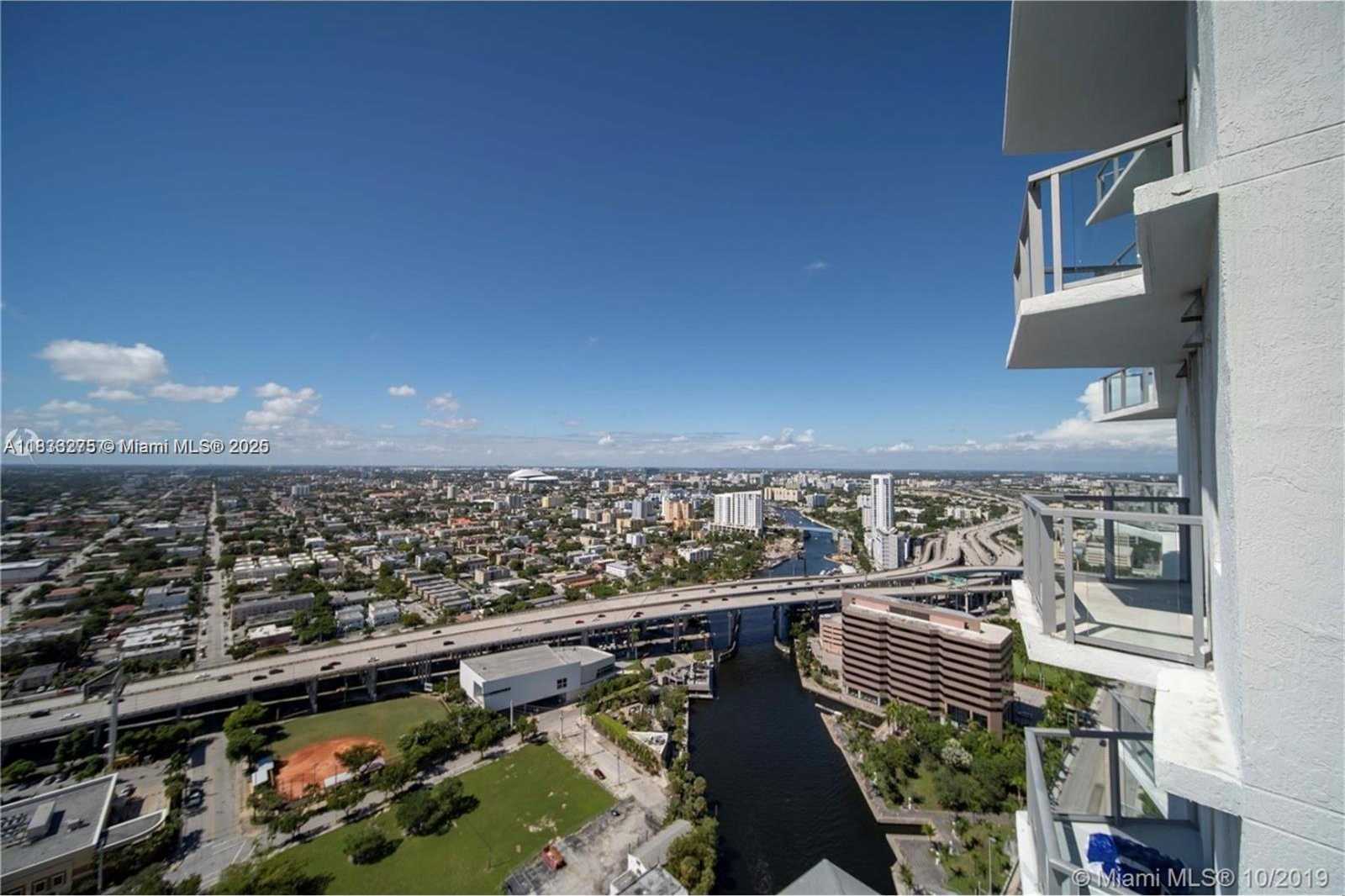 Small Image of 185 SOUTH WEST 7TH ST #3600, Miami Number 10