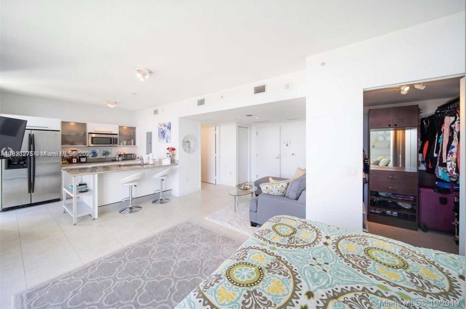 Small Image of 185 SOUTH WEST 7TH ST #3600, Miami Number 7