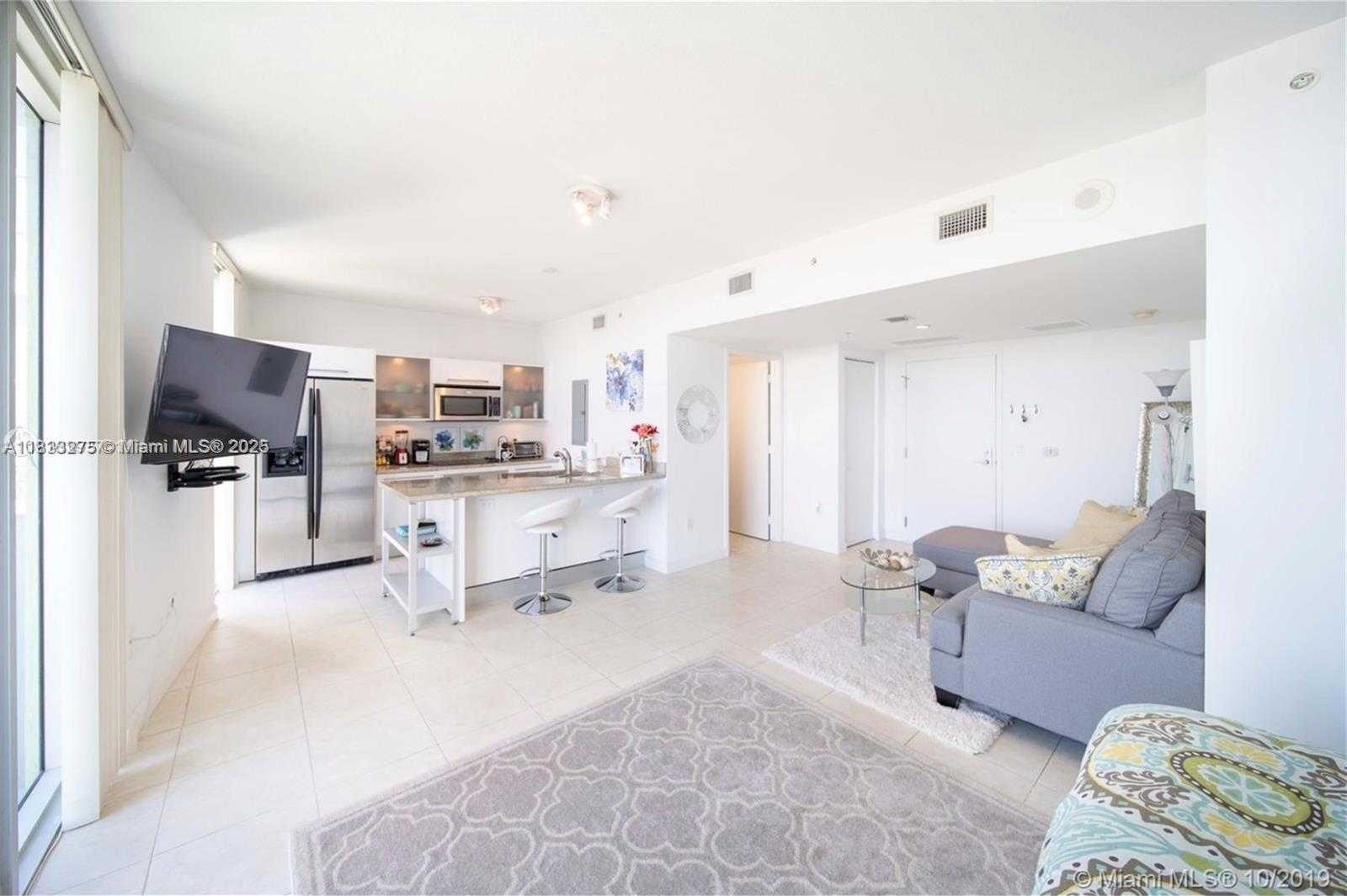 Small Image of 185 SOUTH WEST 7TH ST #3600, Miami Number 8
