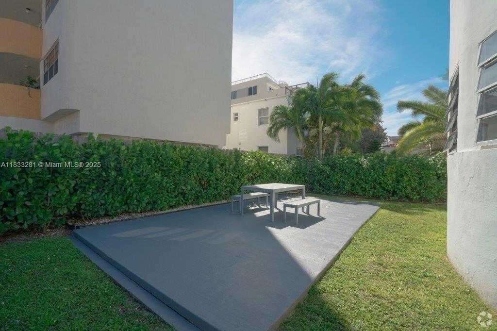 Small Image of 420 78TH ST #28, Miami Beach Number 10