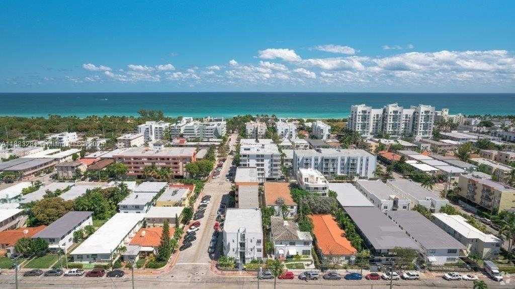 Small Image of 420 78TH ST #28, Miami Beach Number 13