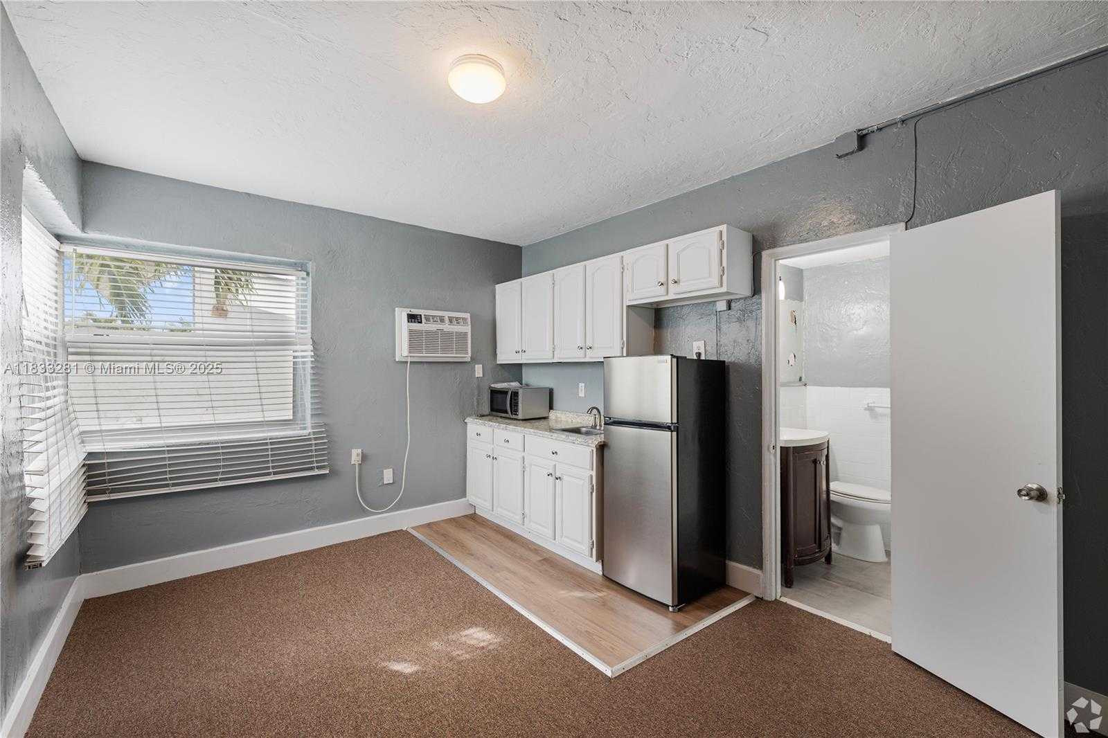 Small Image of 420 78TH ST #28, Miami Beach Number 7