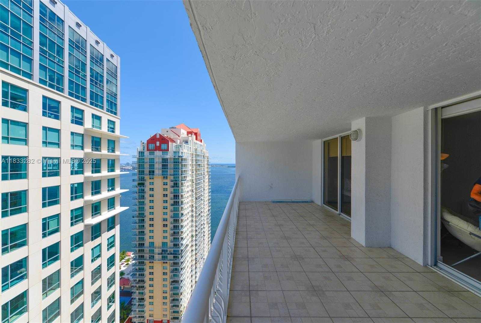 Small Image of 1200 BRICKELL BAY DR #3514, Miami Number 13