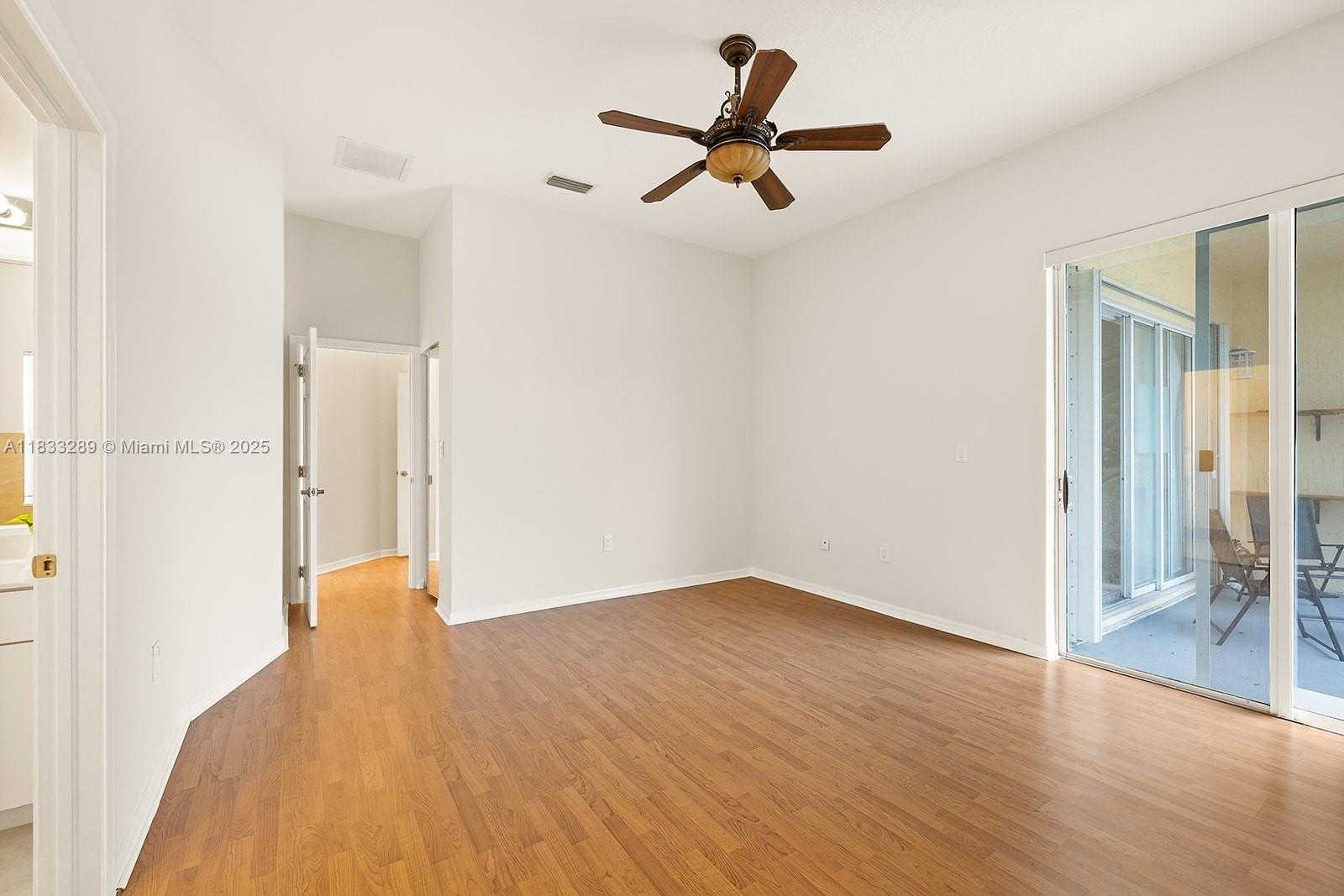 Small Image of 1941 NORTH WEST 171ST AVE #1941, Pembroke Pines Number 19