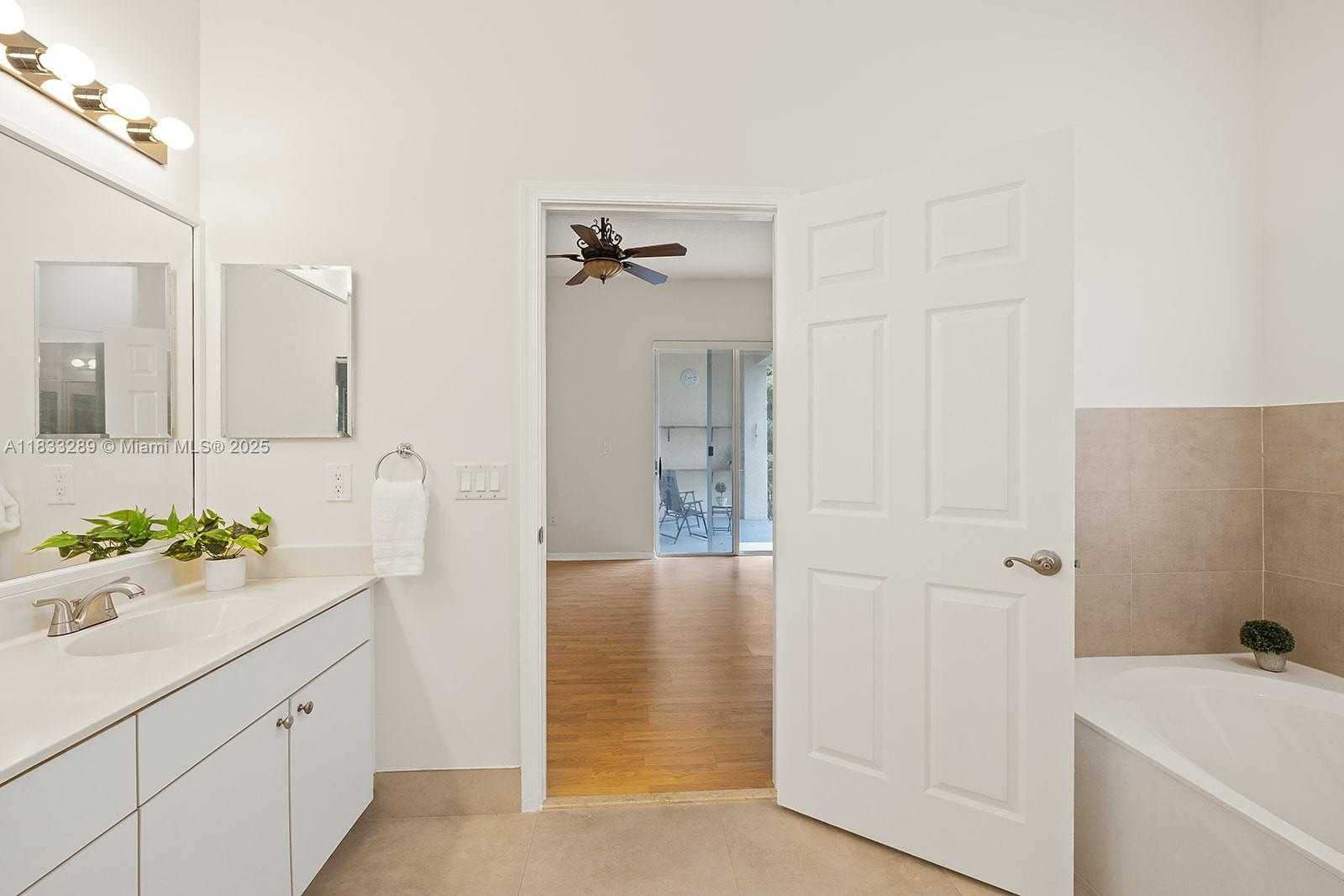 Small Image of 1941 NORTH WEST 171ST AVE #1941, Pembroke Pines Number 22