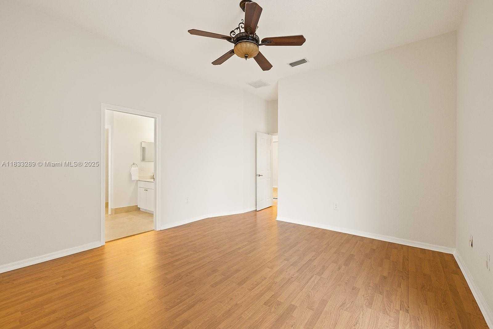 Small Image of 1941 NORTH WEST 171ST AVE #1941, Pembroke Pines Number 25