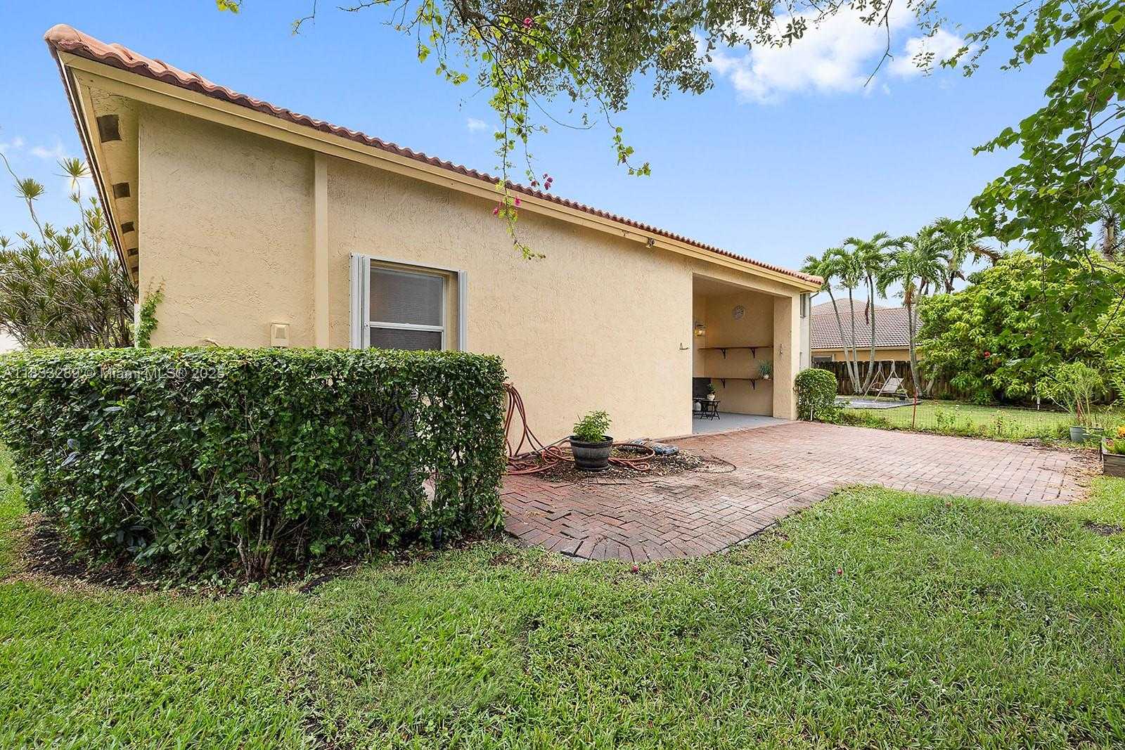 Small Image of 1941 NORTH WEST 171ST AVE #1941, Pembroke Pines Number 37